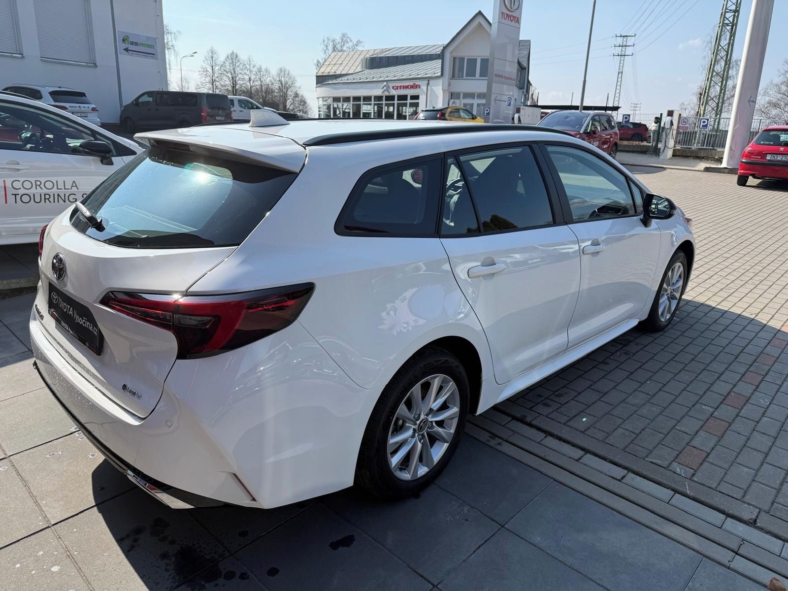 Toyota Corolla, 1.8HEV 140PS Comfort pak. Tech - fotka 5