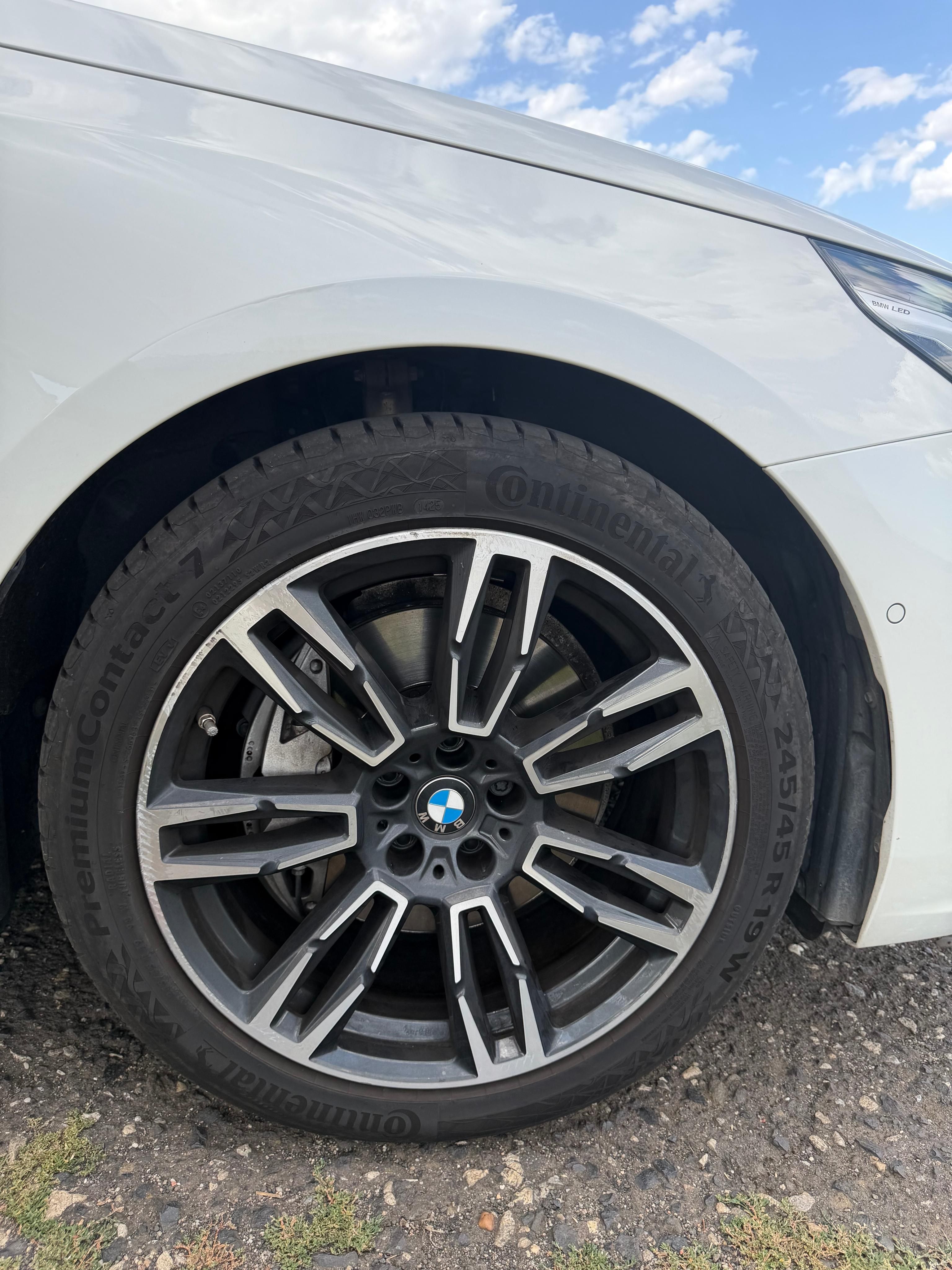 BMW Řada 5, BMW 540d xDrive Touring G61 M - fotka 5