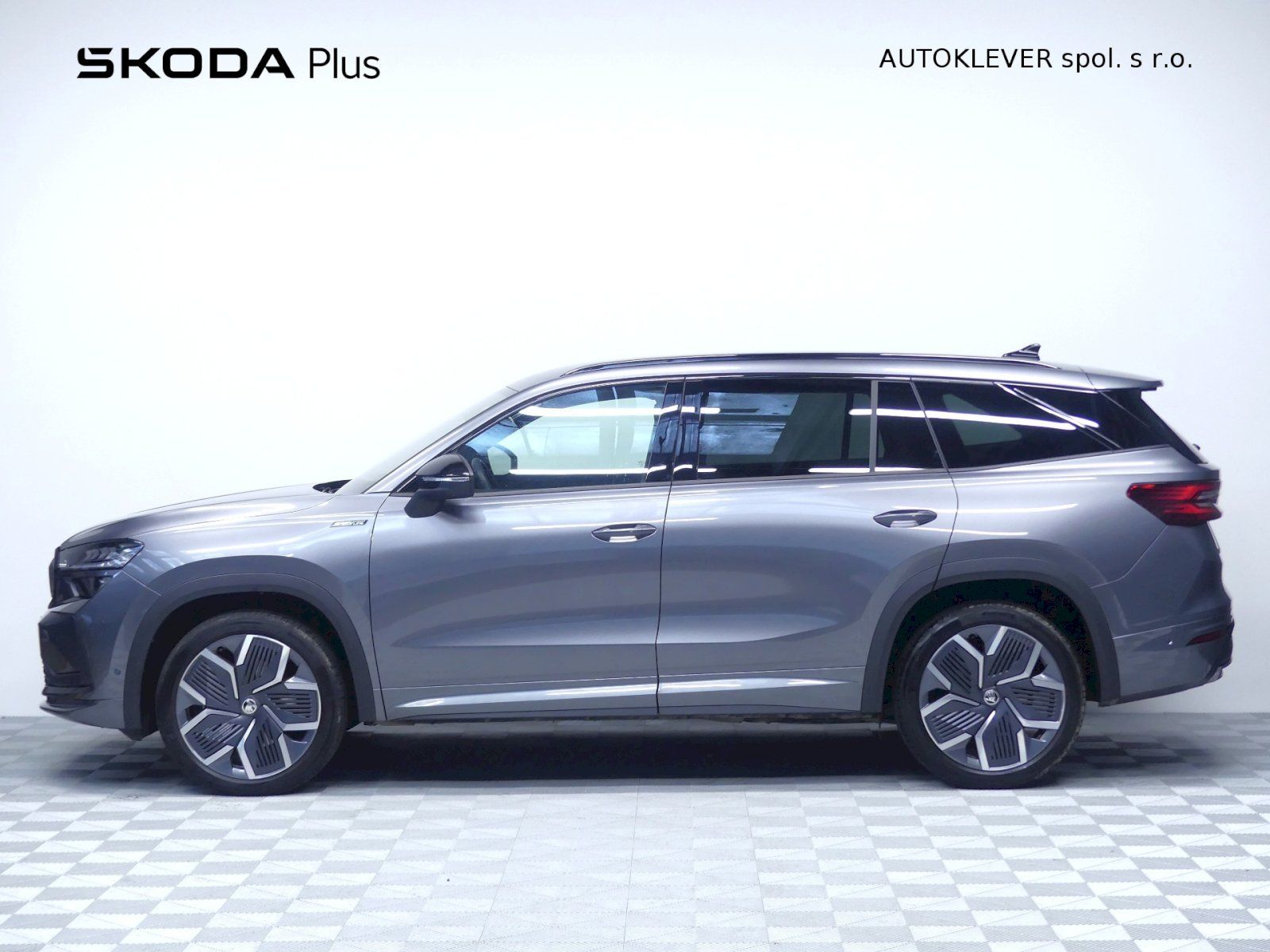 Škoda Kodiaq, SportLine 4x4 DSG 2.0TDI 142kW - fotka 3