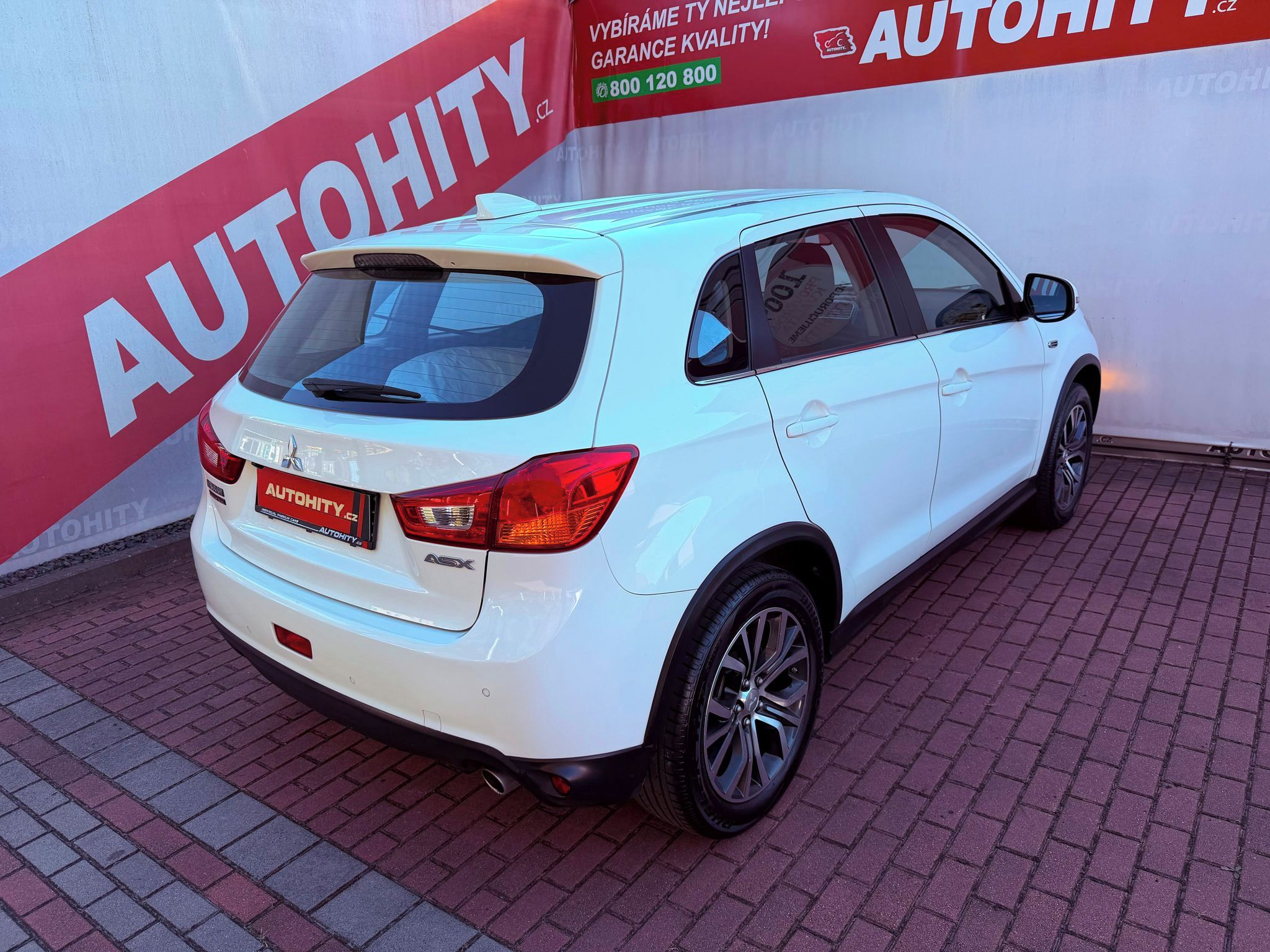 Mitsubishi ASX, 1.6 MIVEC Intense+, Serviska - fotka 6