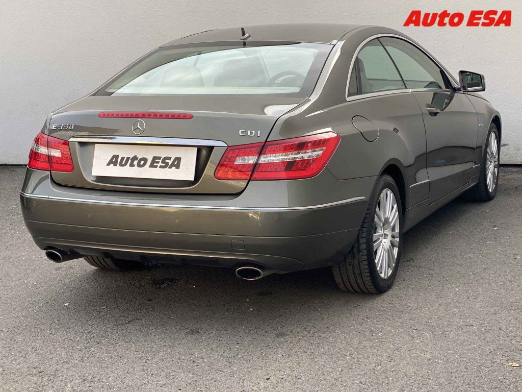 Mercedes-Benz Třídy E, 3.0 CDI E350,AT - fotka 4