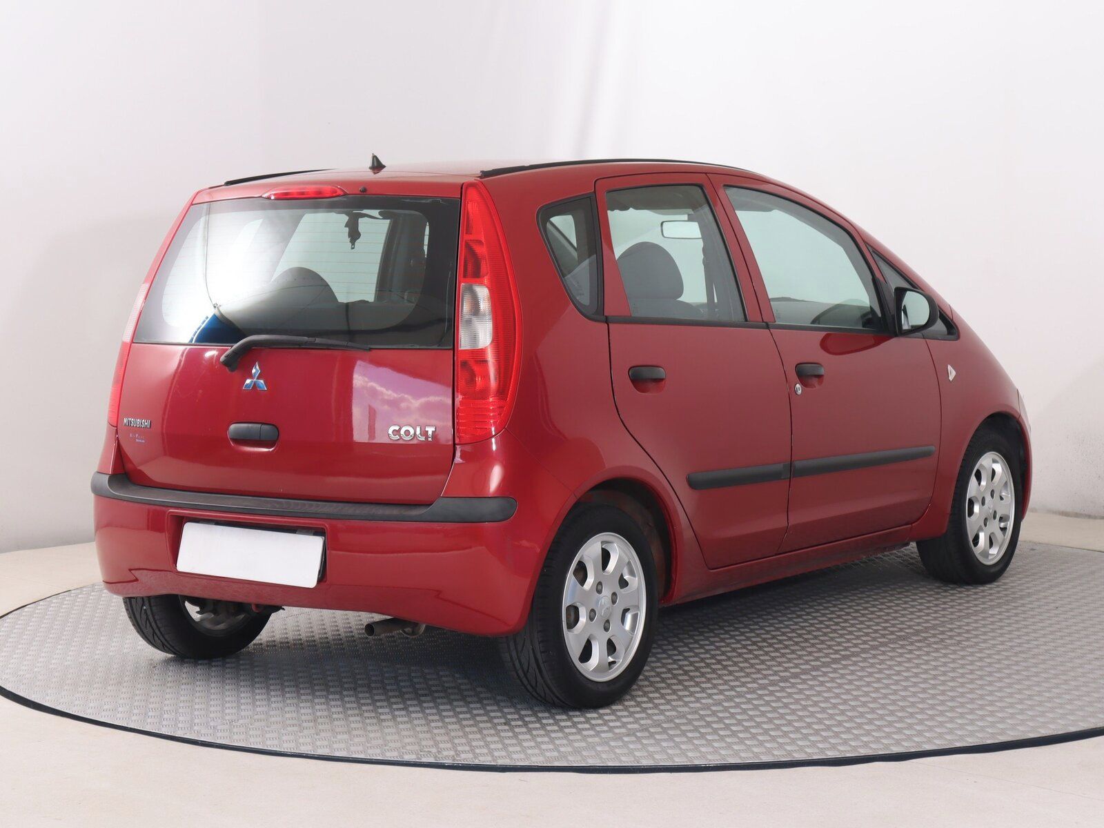 Mitsubishi Colt, 1.1, servisované - fotka 5