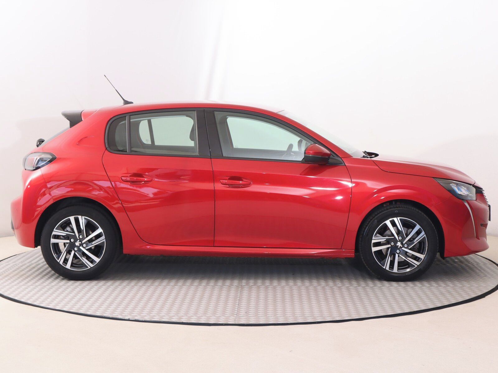 Peugeot 208, 1.2 PureTech, Automat - fotka 6