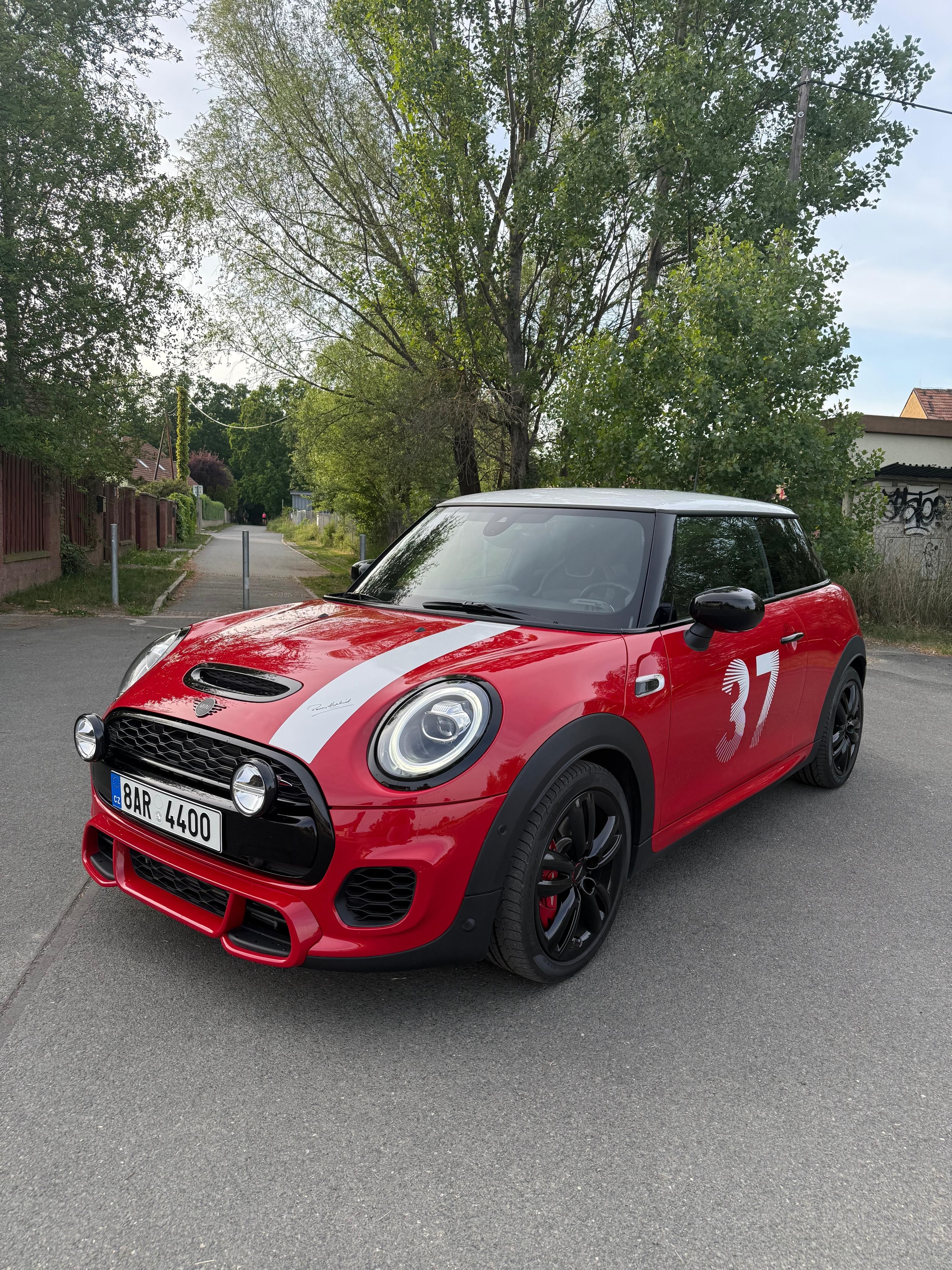 Mini Cooper, Mini John Cooper Works 170 kW - fotka 3