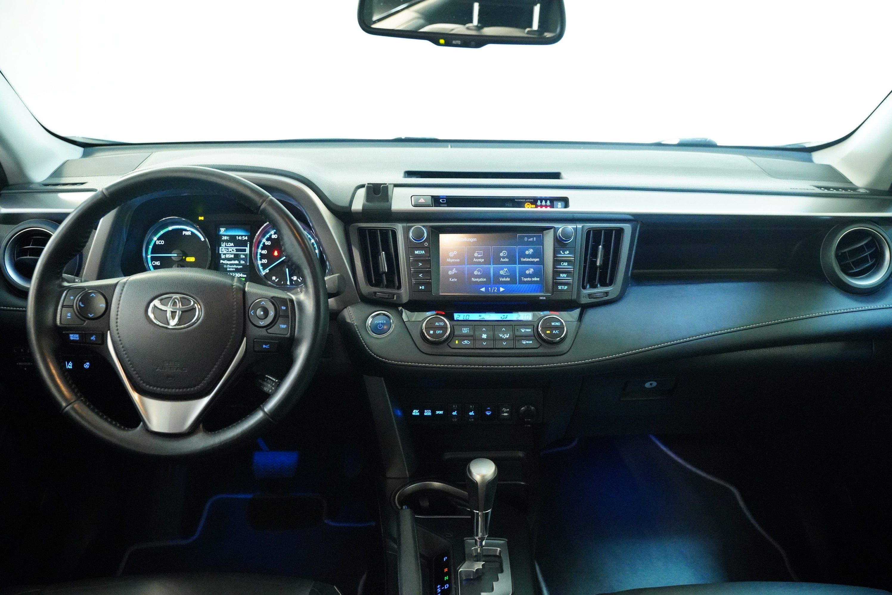 Toyota Rav4, 2.5 Hybrid 145 kW Executive - fotka 5