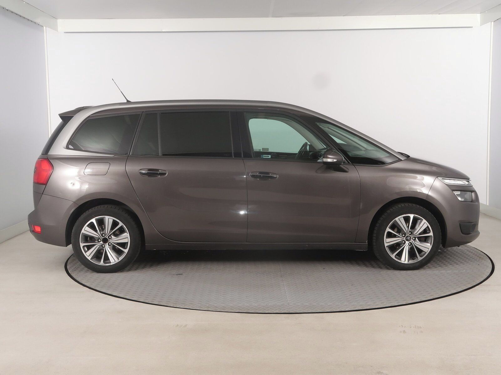 Citroën Grand C4 Picasso, 1.6 BlueHDi, 7 míst, Navi - fotka 6
