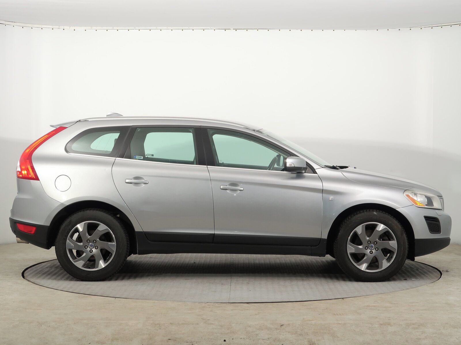 Volvo XC60, 2.4 D, Ocean Race, 4X4 - fotka 6