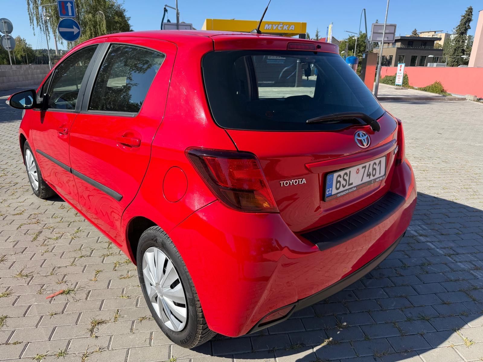 Toyota Yaris, 1.33 VVT-i 73 kW Automat - fotka 5