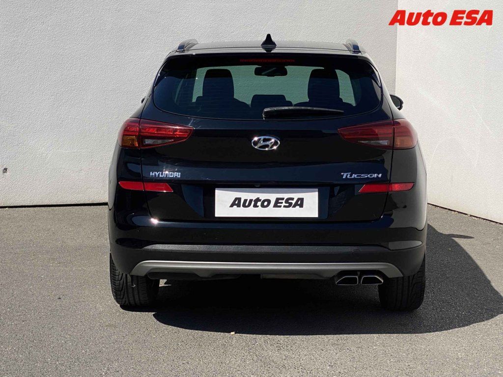 Hyundai Tucson, 1.6 CRDi,navi - fotka 5