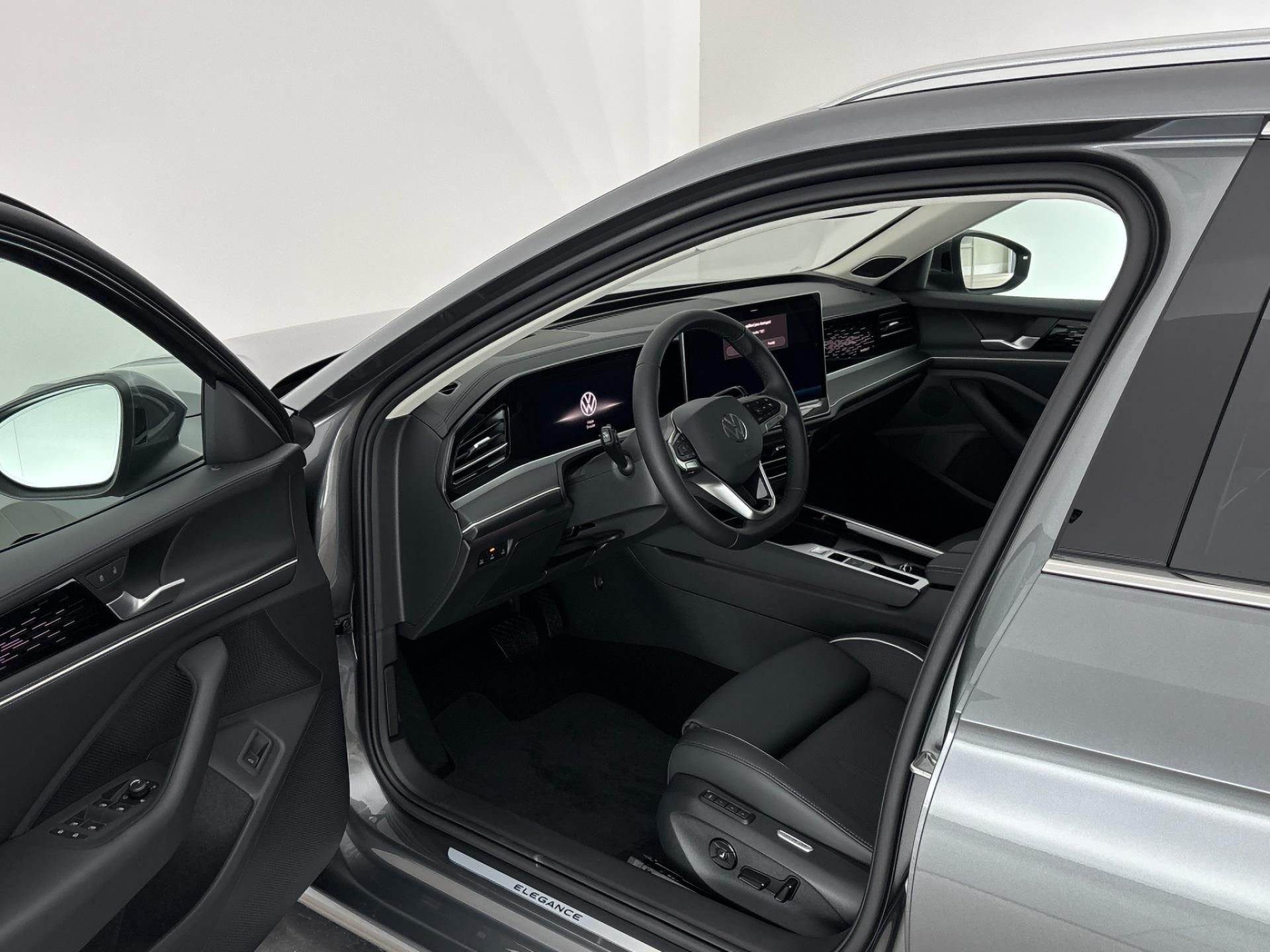 Volkswagen Passat, 2.0 TDI / 110 kW - fotka 6