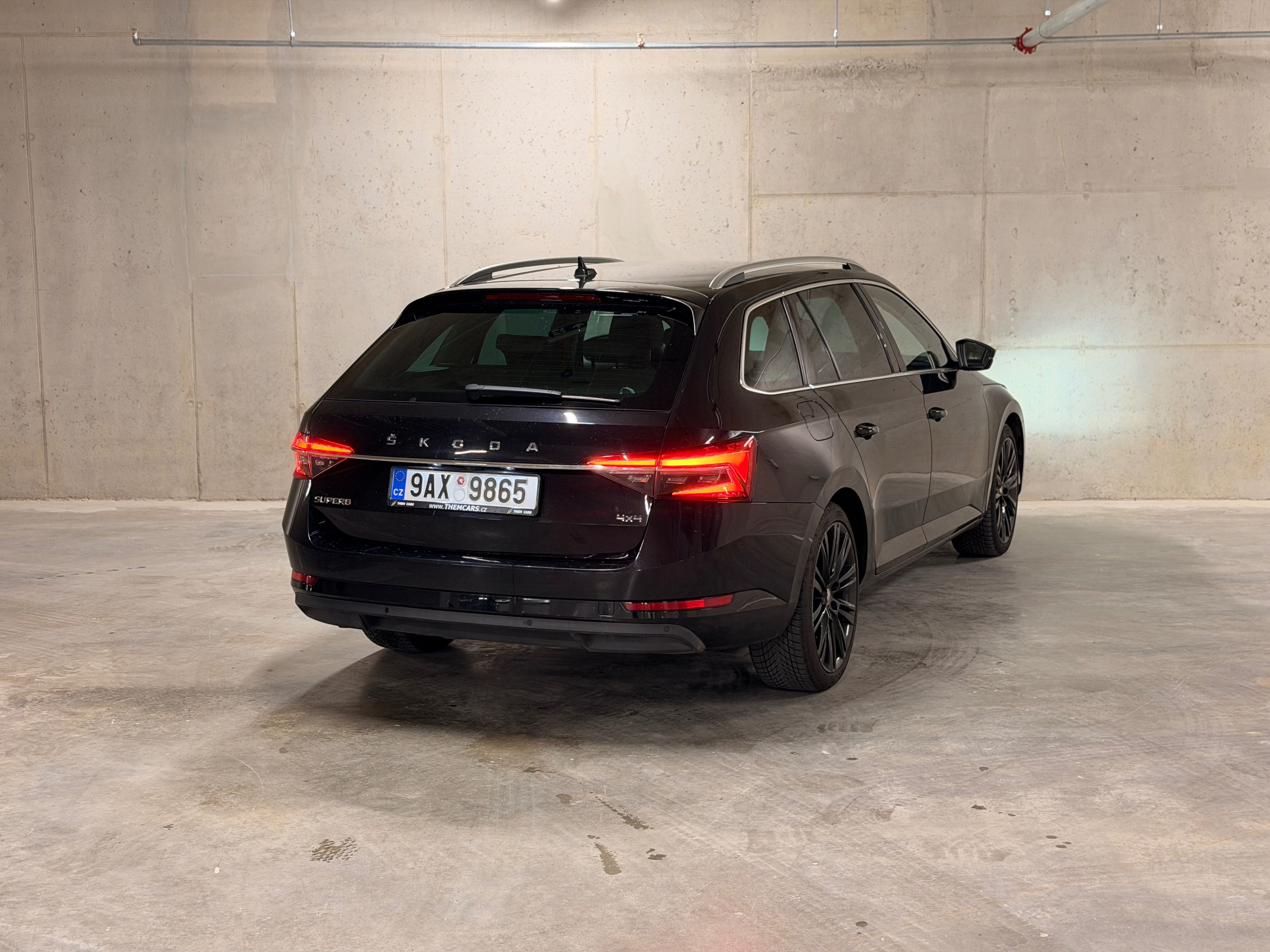 Škoda Superb, 2.0 TDI 147 kW/4x4/NEZ.TOP/TAŽ - fotka 6