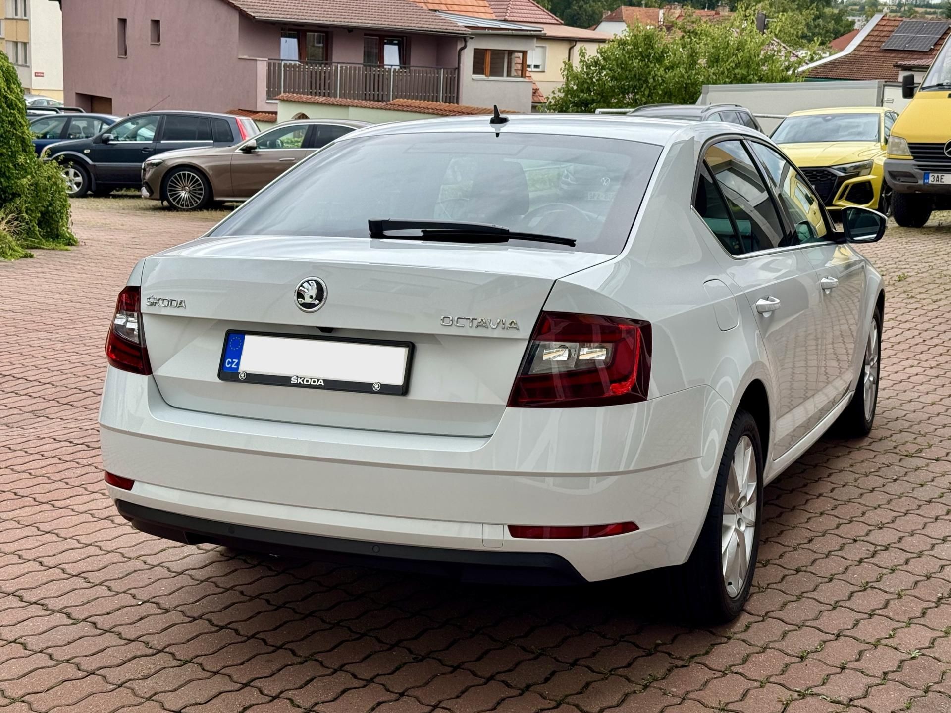 Škoda Octavia, 1.4Si 110kW DSG Style - fotka 5
