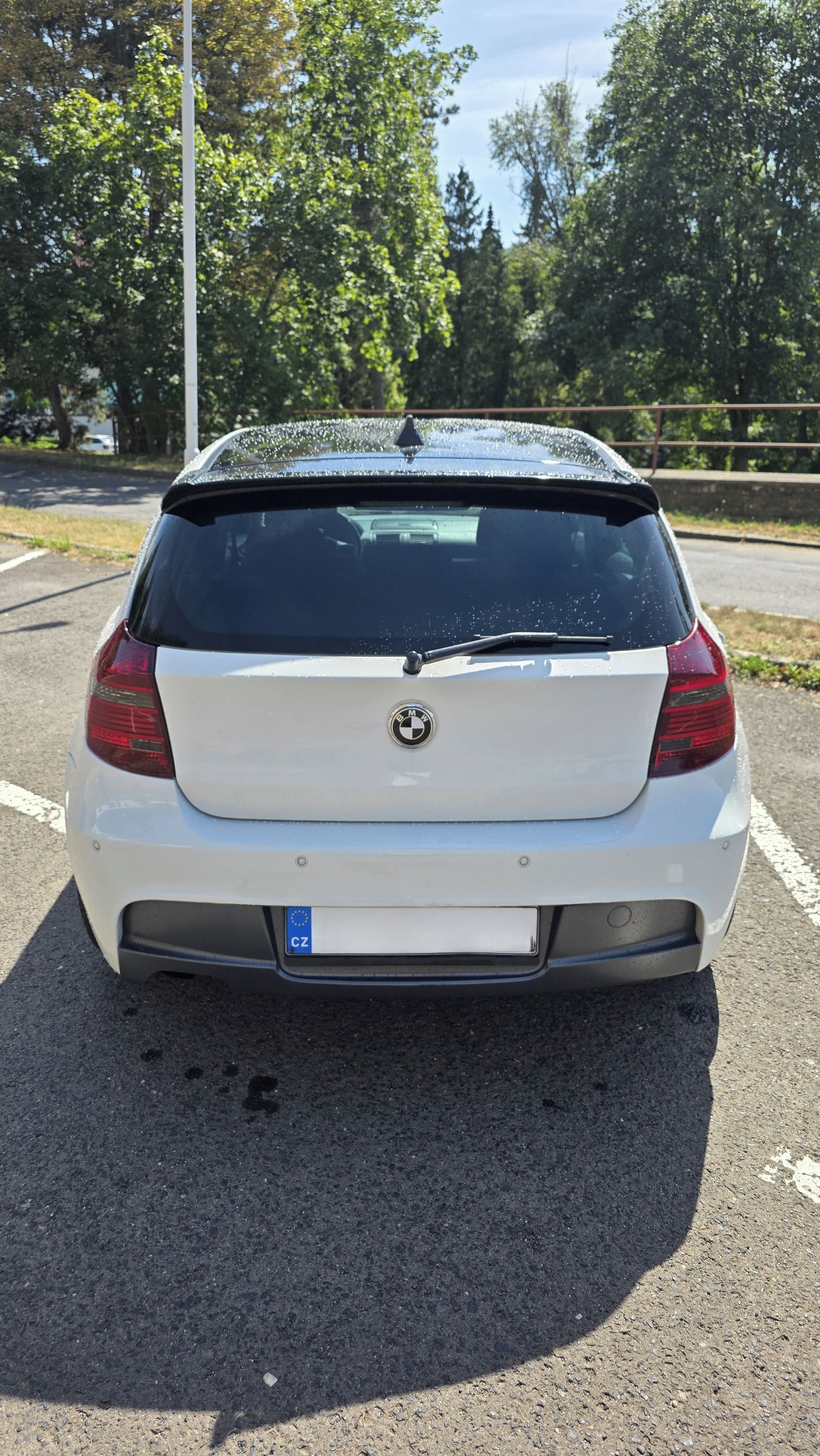BMW Řada 1, 118D - fotka 5