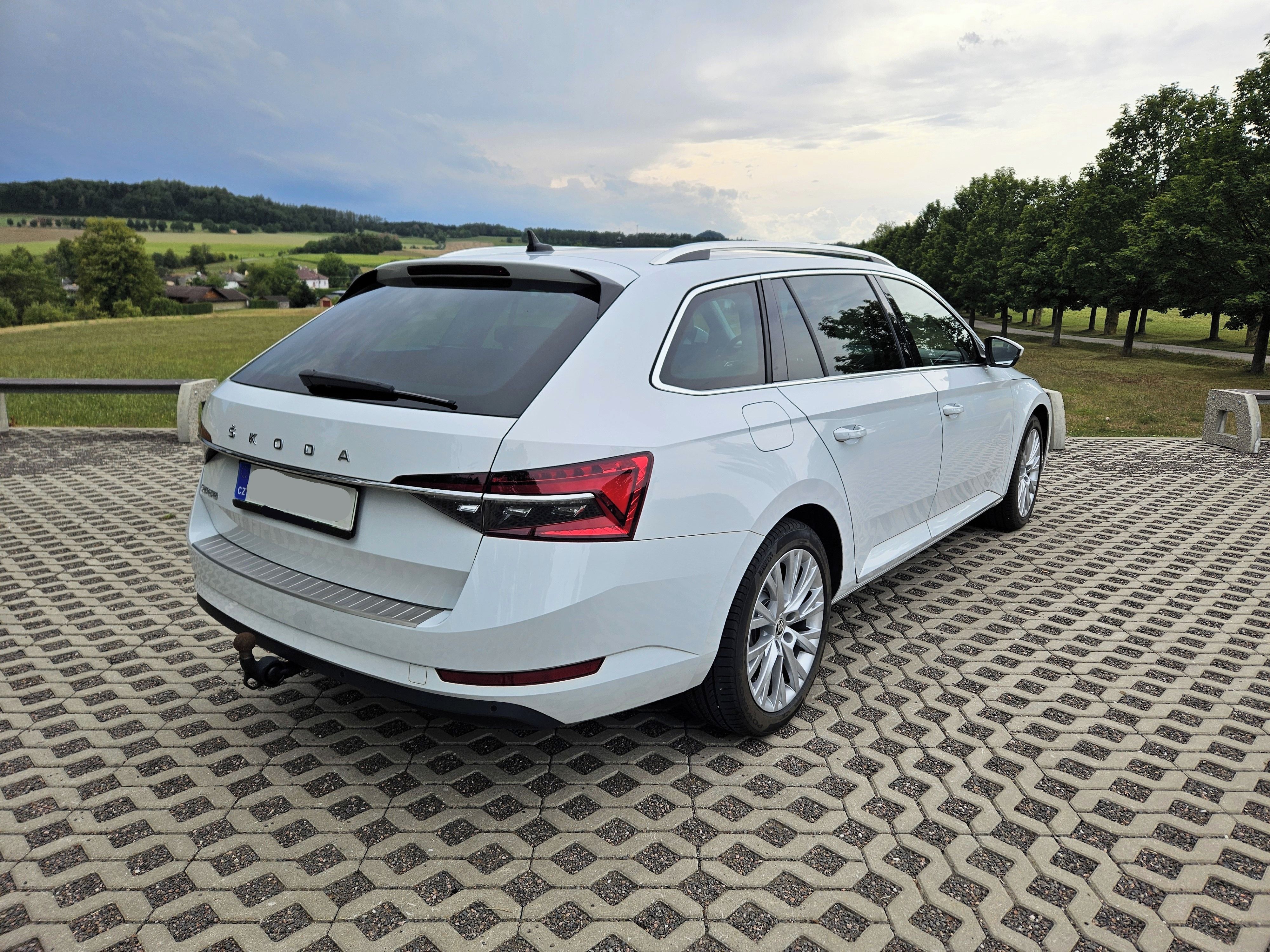 Škoda Superb, III Style /2.0 l TDI/110KW/DSG - fotka 2