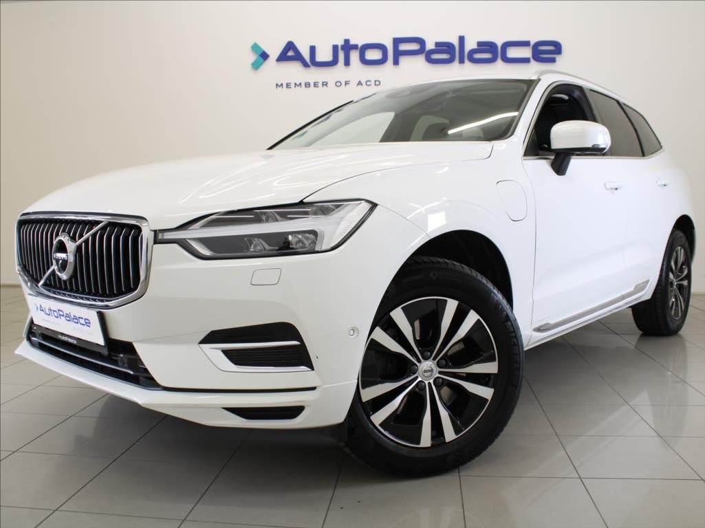 Volvo XC60, 2,0 T6 AWD 340k.Pano.H/K.Paměť