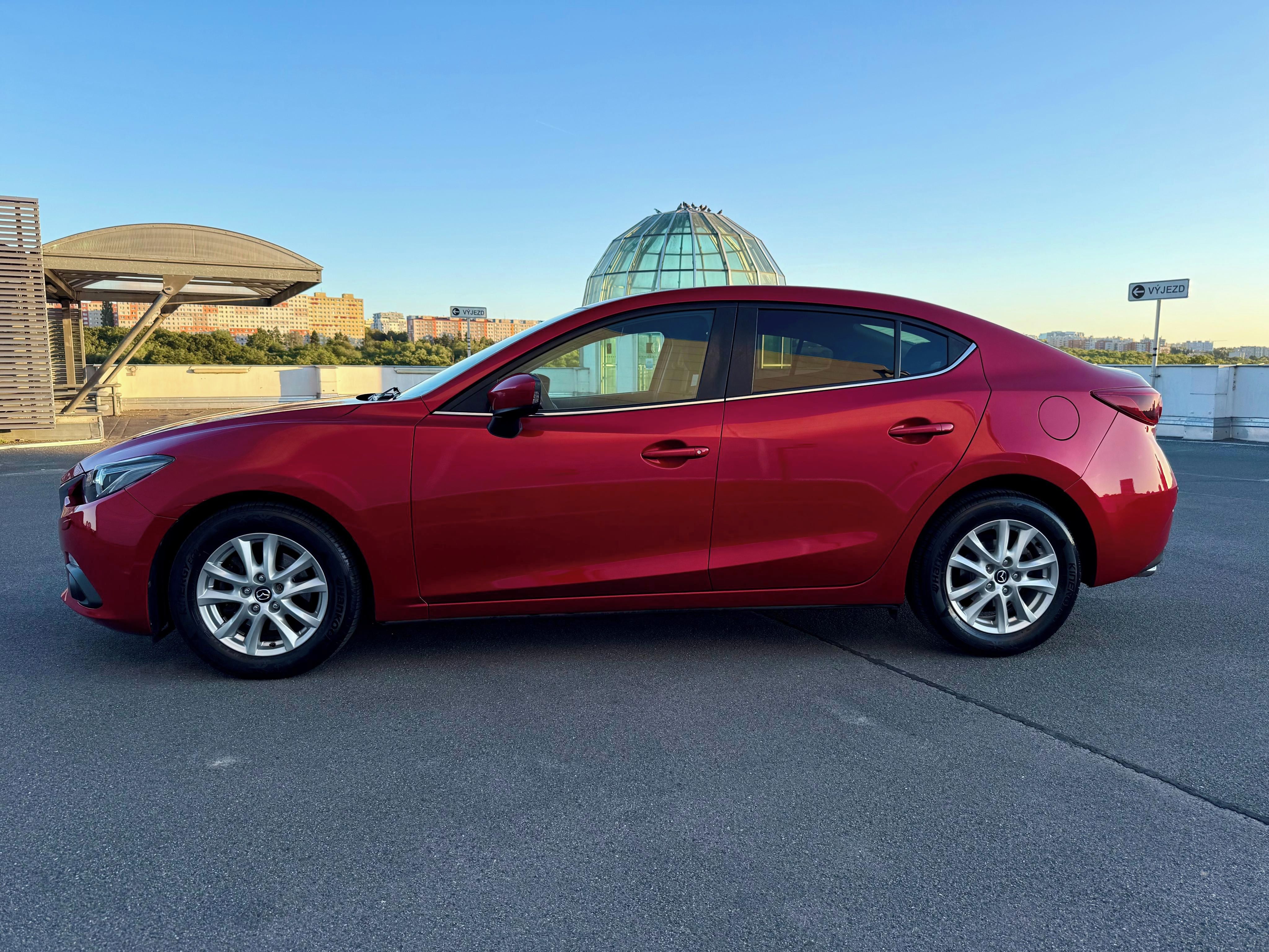 Mazda 3, 2.0 Skyactiv-G Attraction - fotka 2