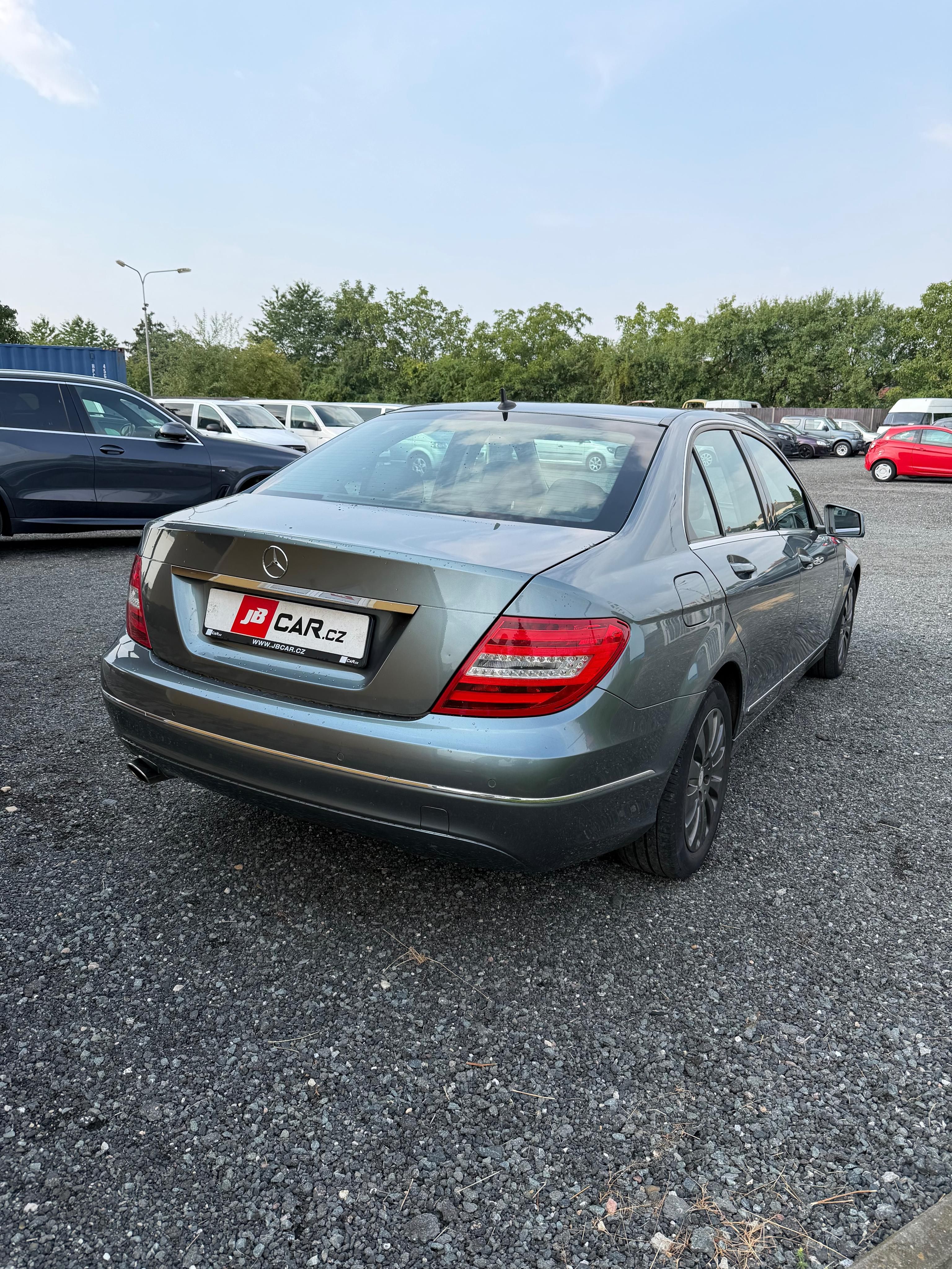 Mercedes-Benz Třídy C, 220 CDI AVANTGARDE A/T NAVI - fotka 4