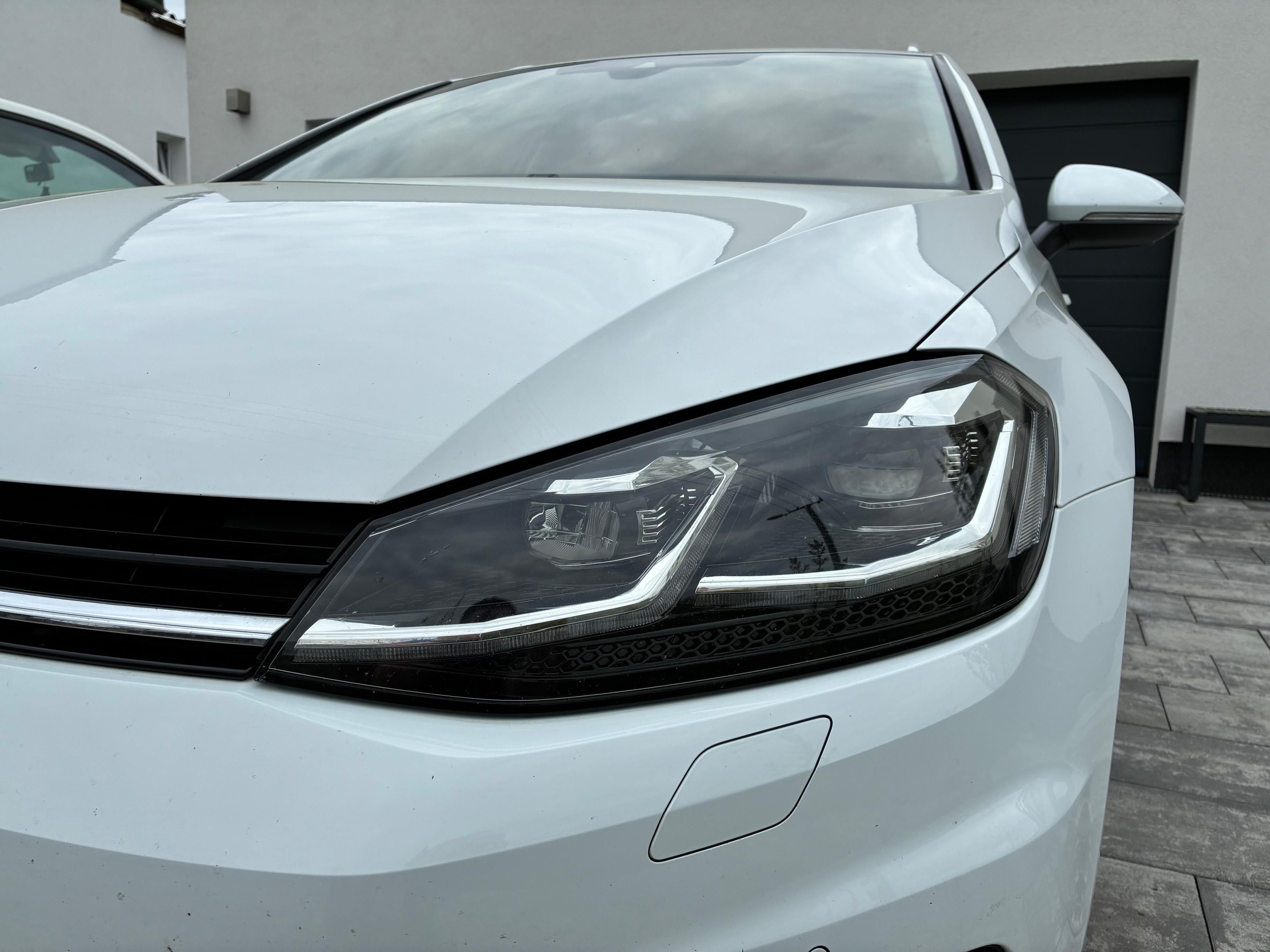 Volkswagen Golf, Highline 2.0 TDI DSG Tažné - fotka 5