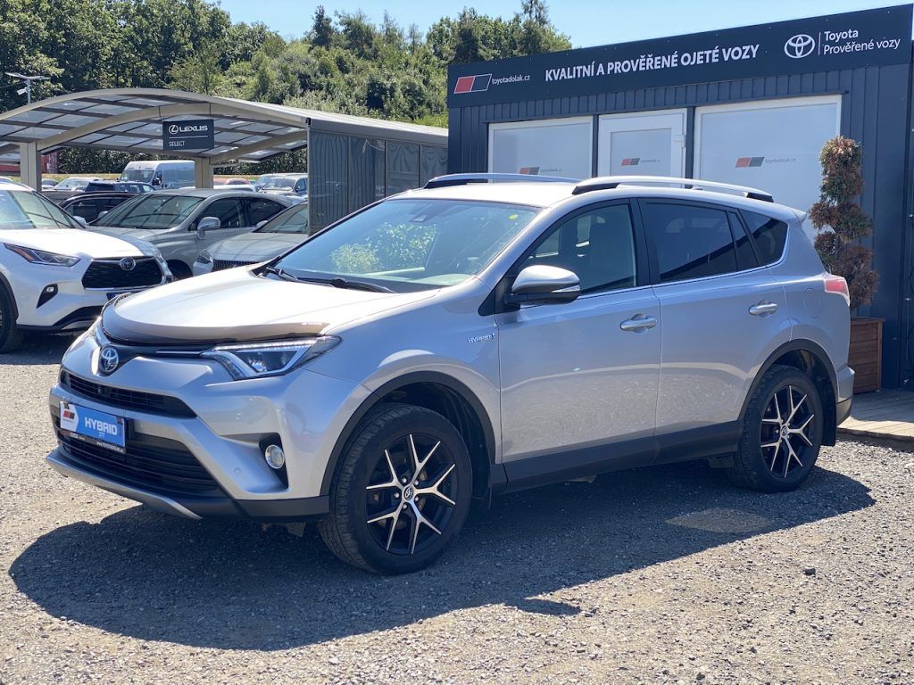 Toyota Rav4, 2.5HSD, ČR, Trend, 4x4, Navi - fotka 4
