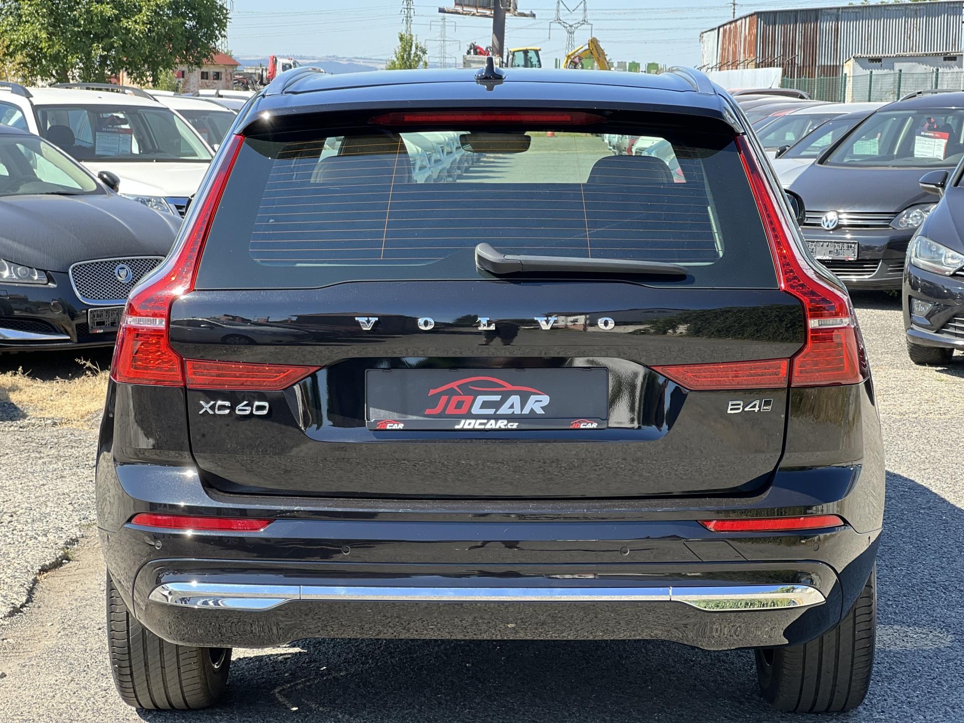 Volvo XC60, INSCRIPTION 2.0 B4 AWD ČR DPH - fotka 6