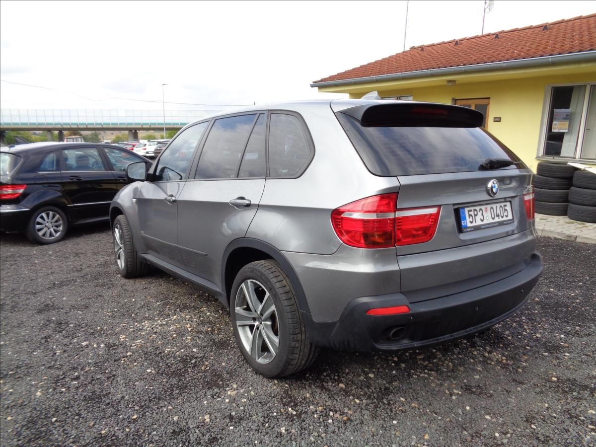 BMW X5, 3,0 - fotka 5