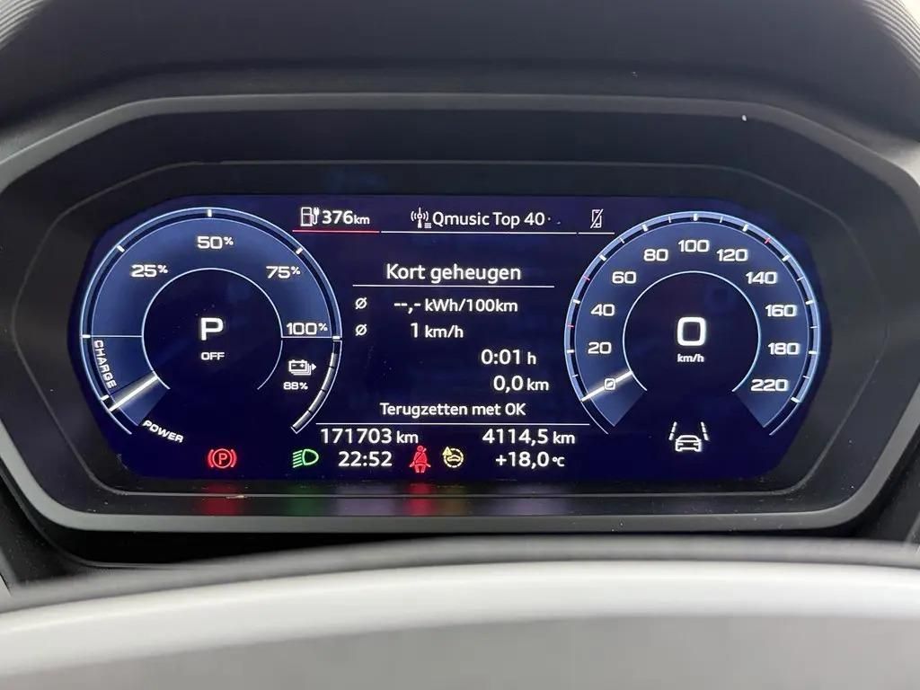 Audi Q4 e-tron, 150kW 77kWh Tepelko TZ DPH - fotka 4