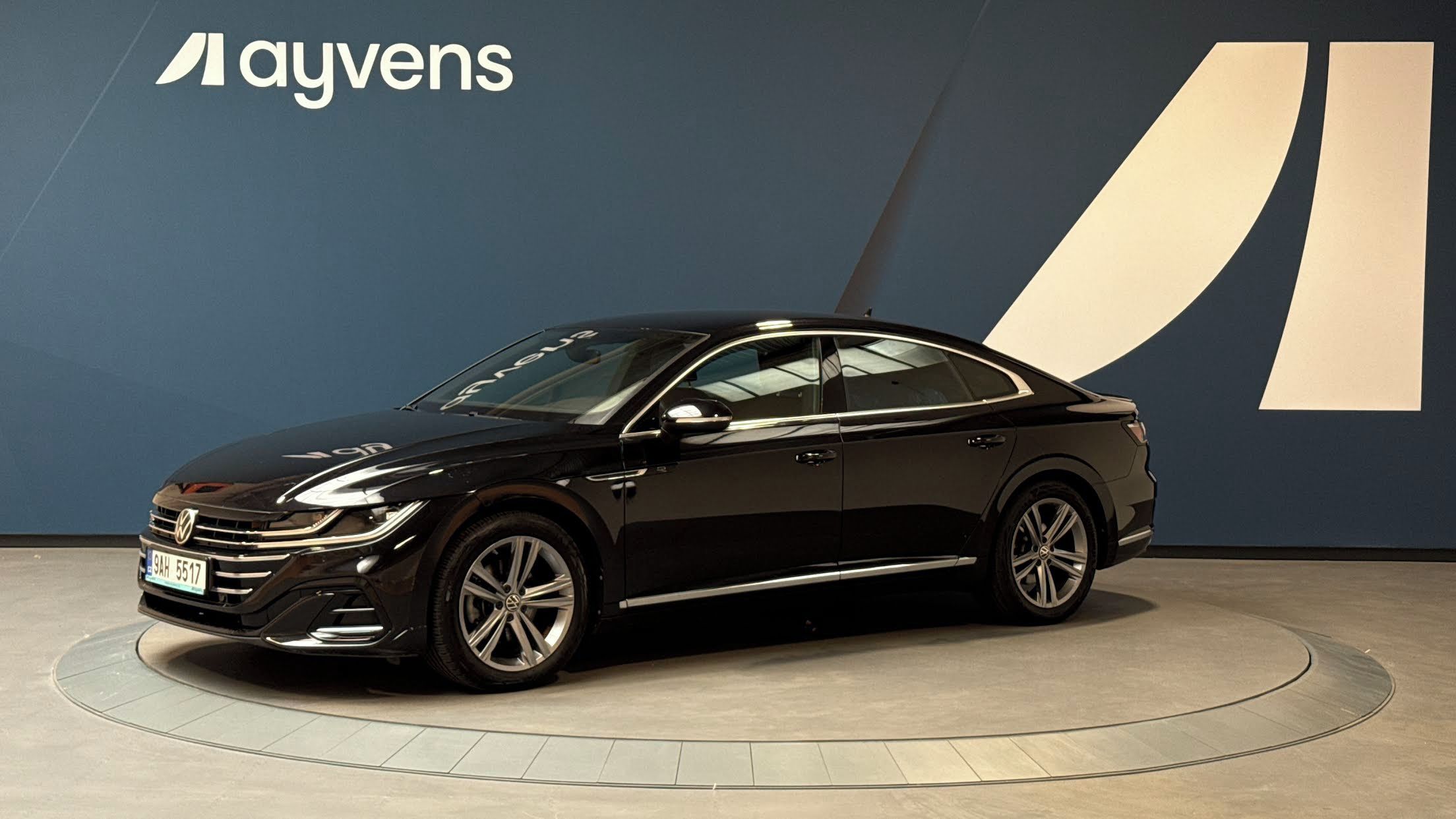 Volkswagen Arteon, 1.5 TSI R-line - fotka 4