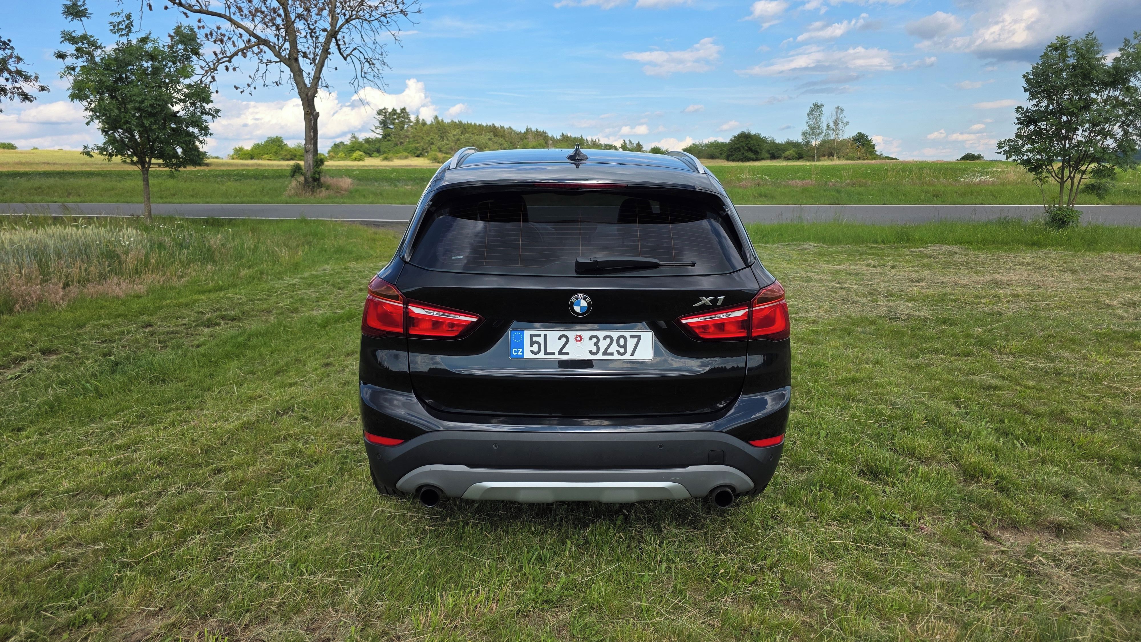 BMW X1, 2.0 nafta 140 XDRIVE - fotka 5
