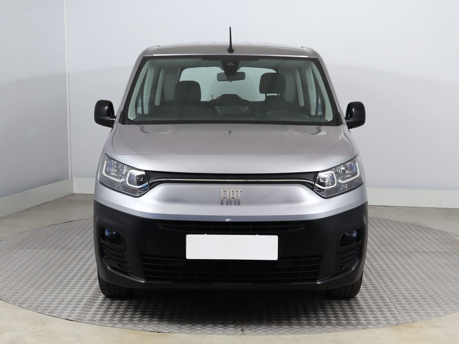 Fiat Dobló, 1.5 BlueHDi, 5Míst, Klima, ČR - fotka 2