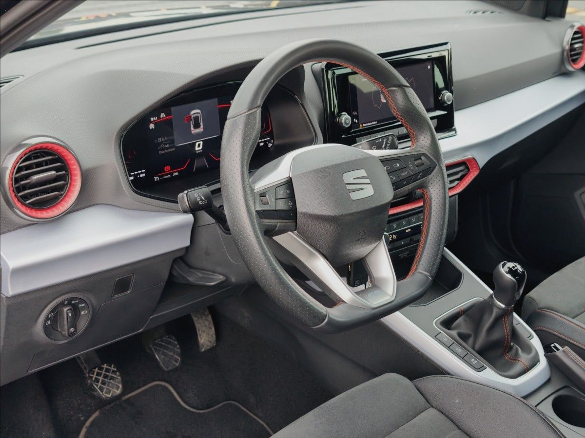 Seat Arona, 1,0 TSI FR 85kW - fotka 5