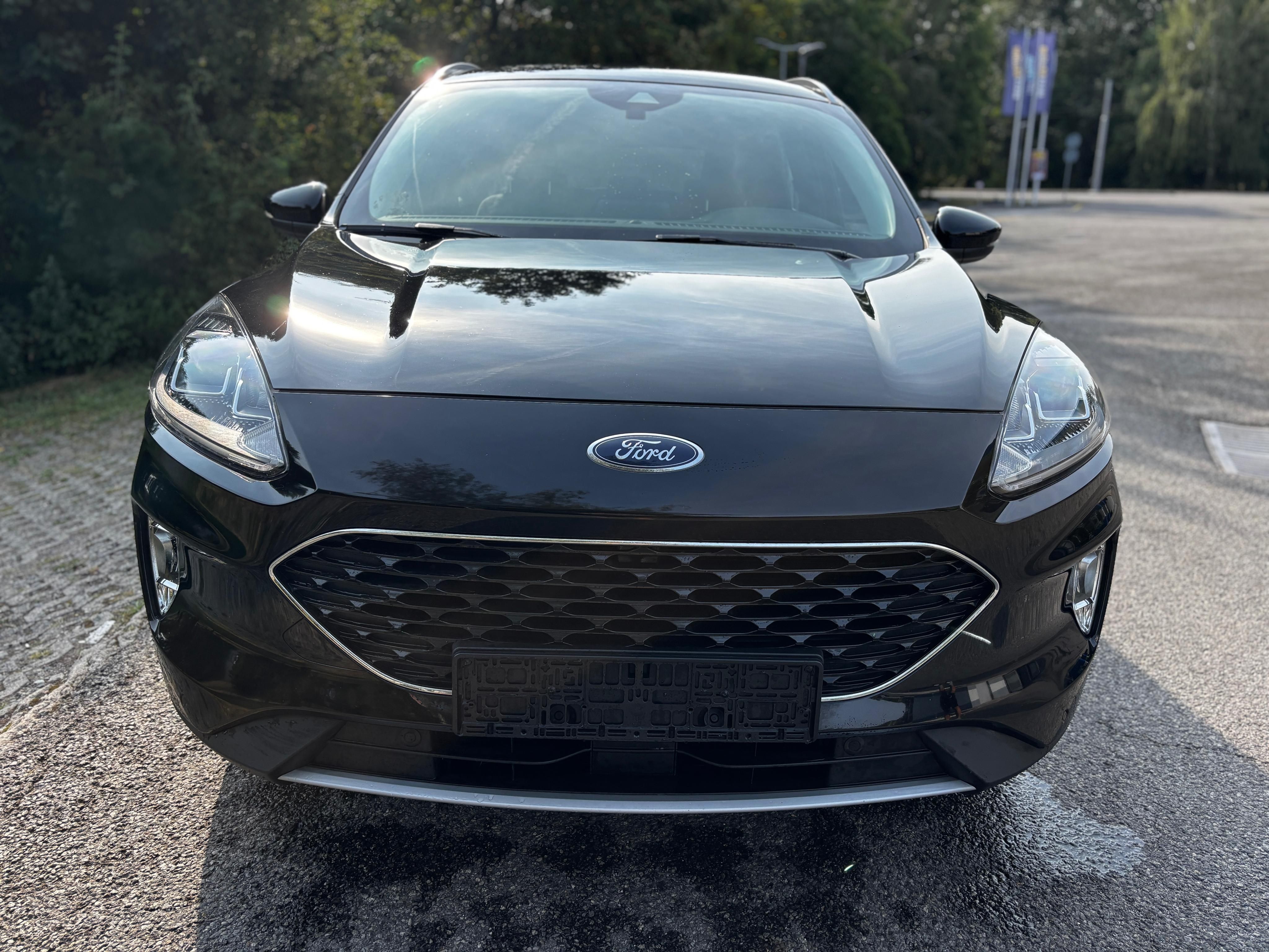 Ford Kuga, 2.5PHEV TIT.VIRT.Přípr.tažné - fotka 2