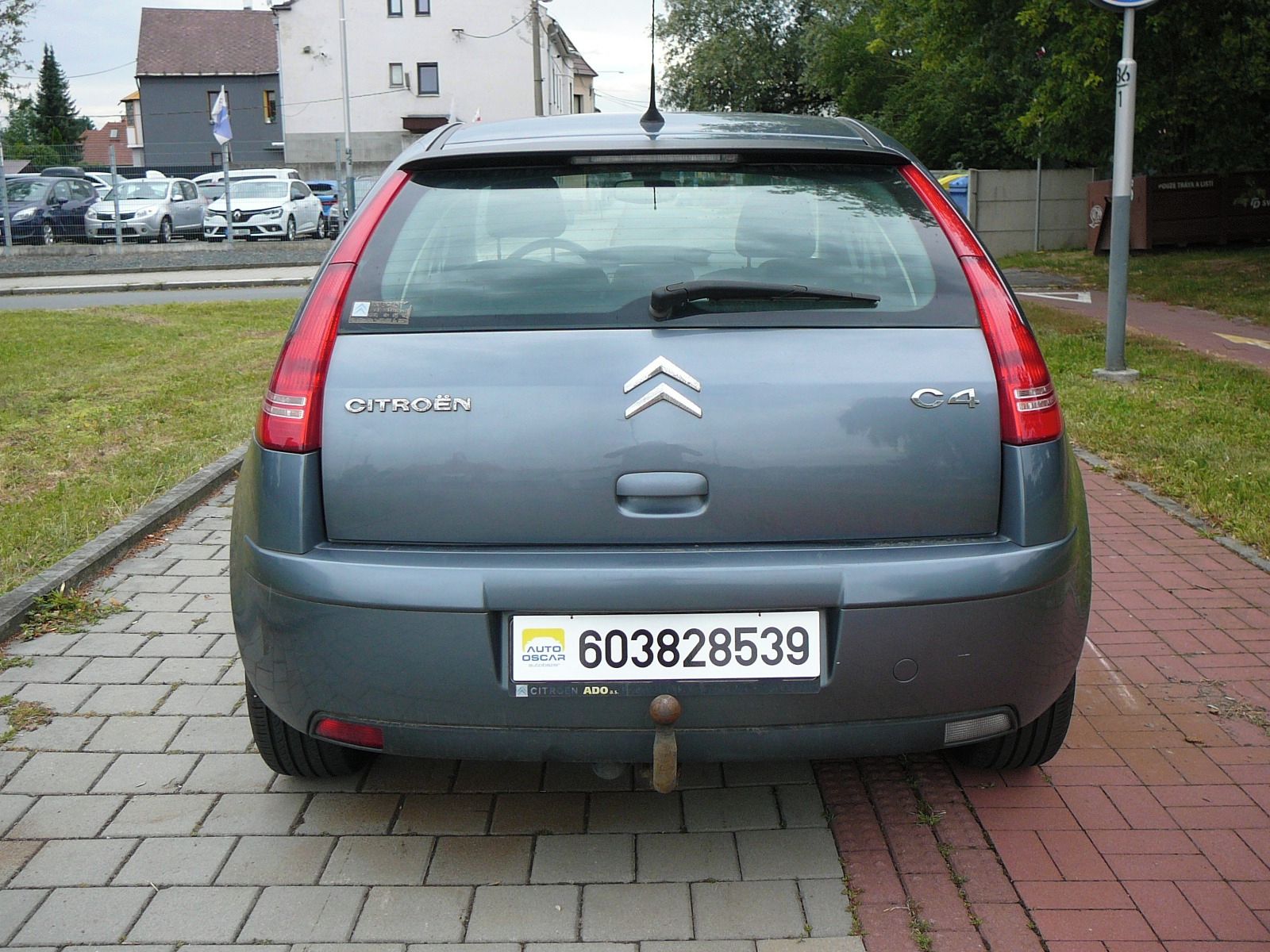 Citroën C4, 16i 80kW 1MAJ ČR - fotka 5
