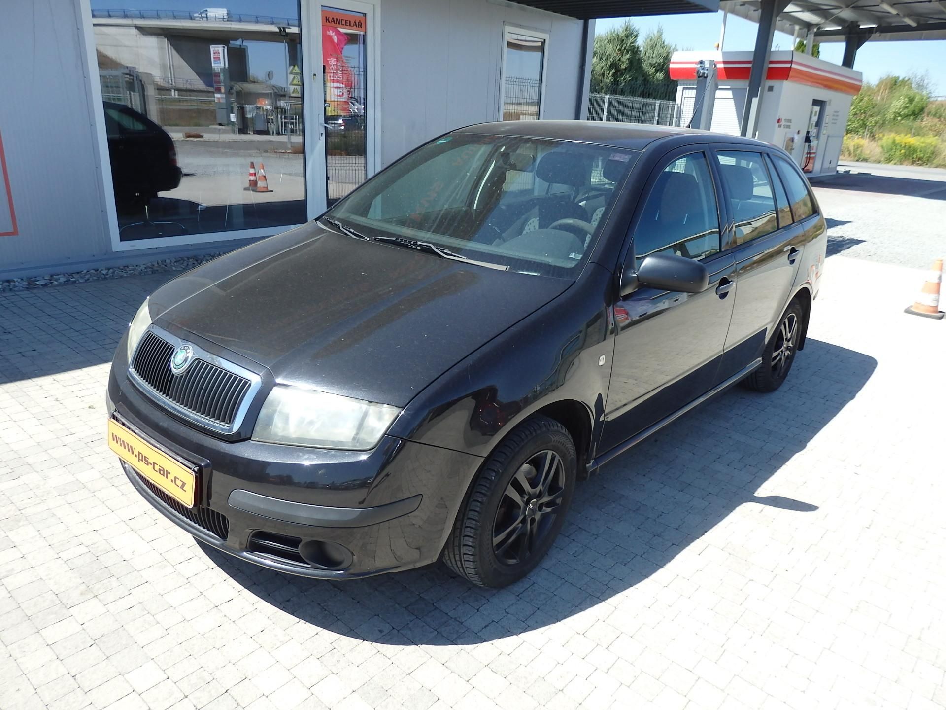 Škoda Fabia, 1.4 16V ABS, ZÁVĚS - fotka 2
