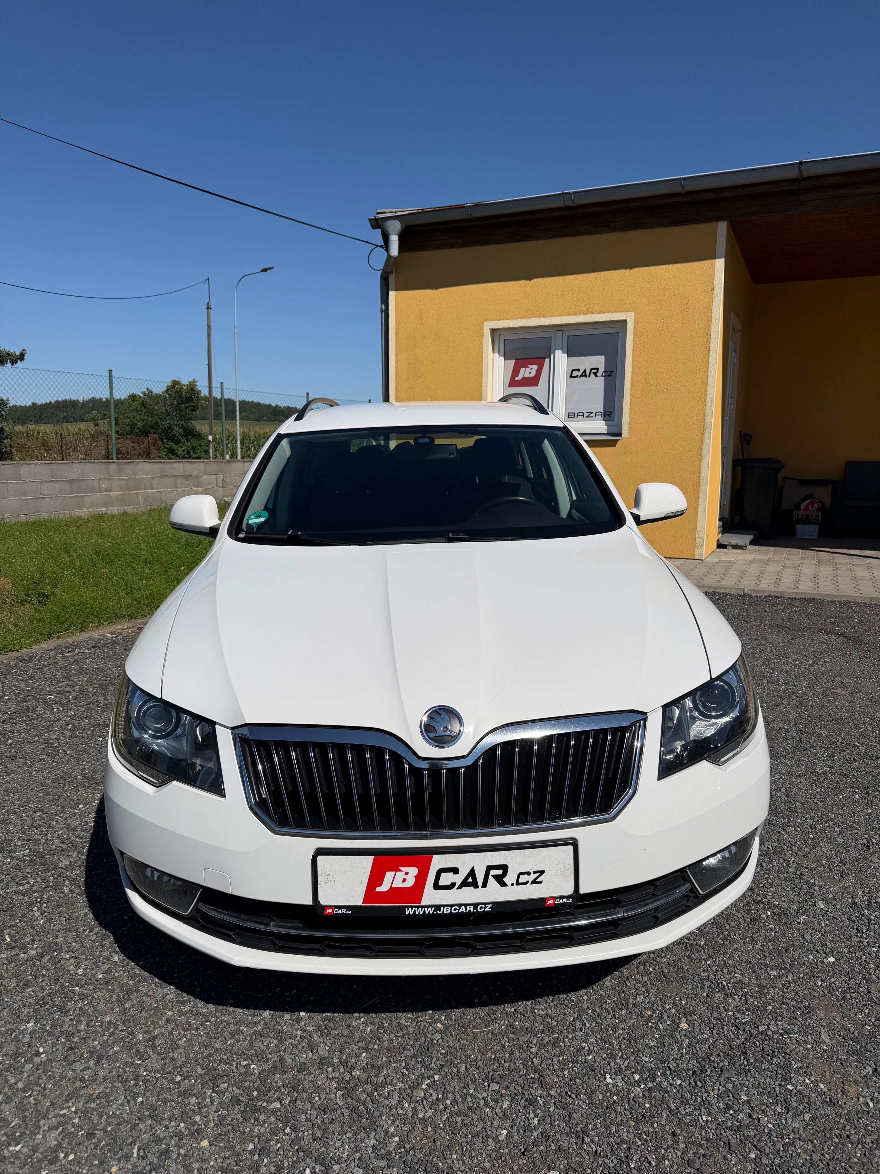 Škoda Superb, 2.0 TDI DSG 4x4 ELEGANCE 1.MAJ - fotka 3