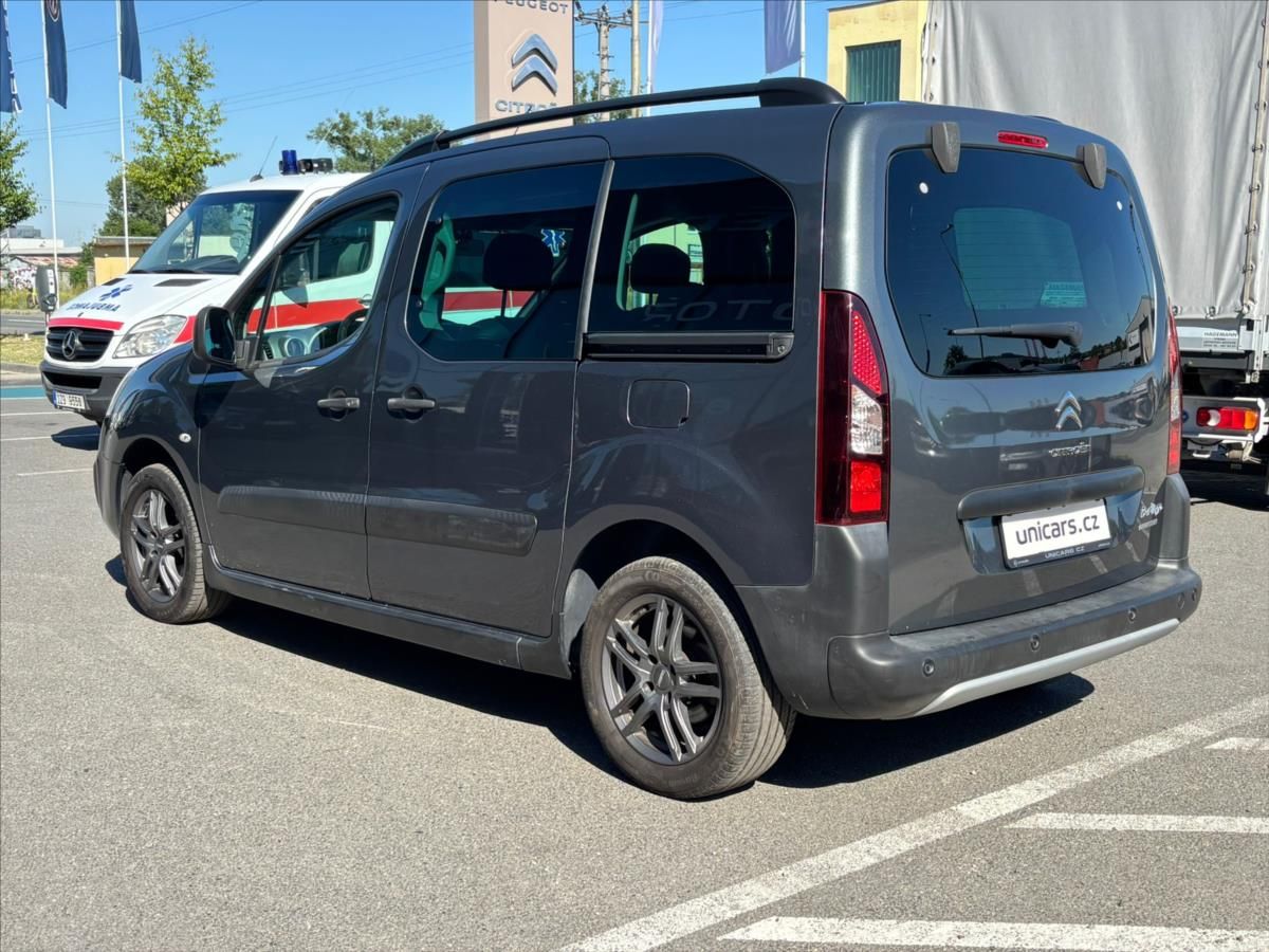 Citroën Berlingo, 1,6 BlueHDI  ČR, 1.maj. - fotka 4
