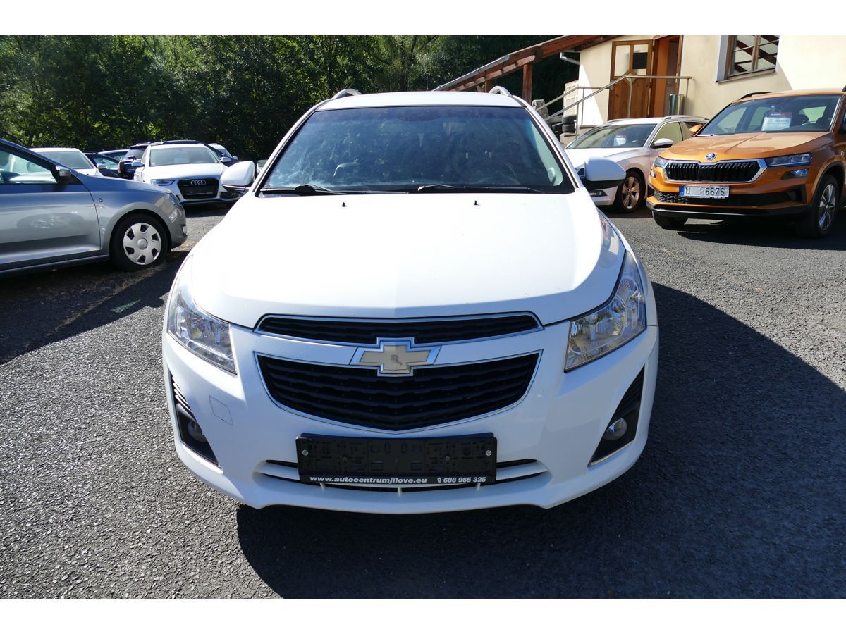 Chevrolet Cruze, 1,4 TURBO 103KW DIGI-KLIMA - fotka 3