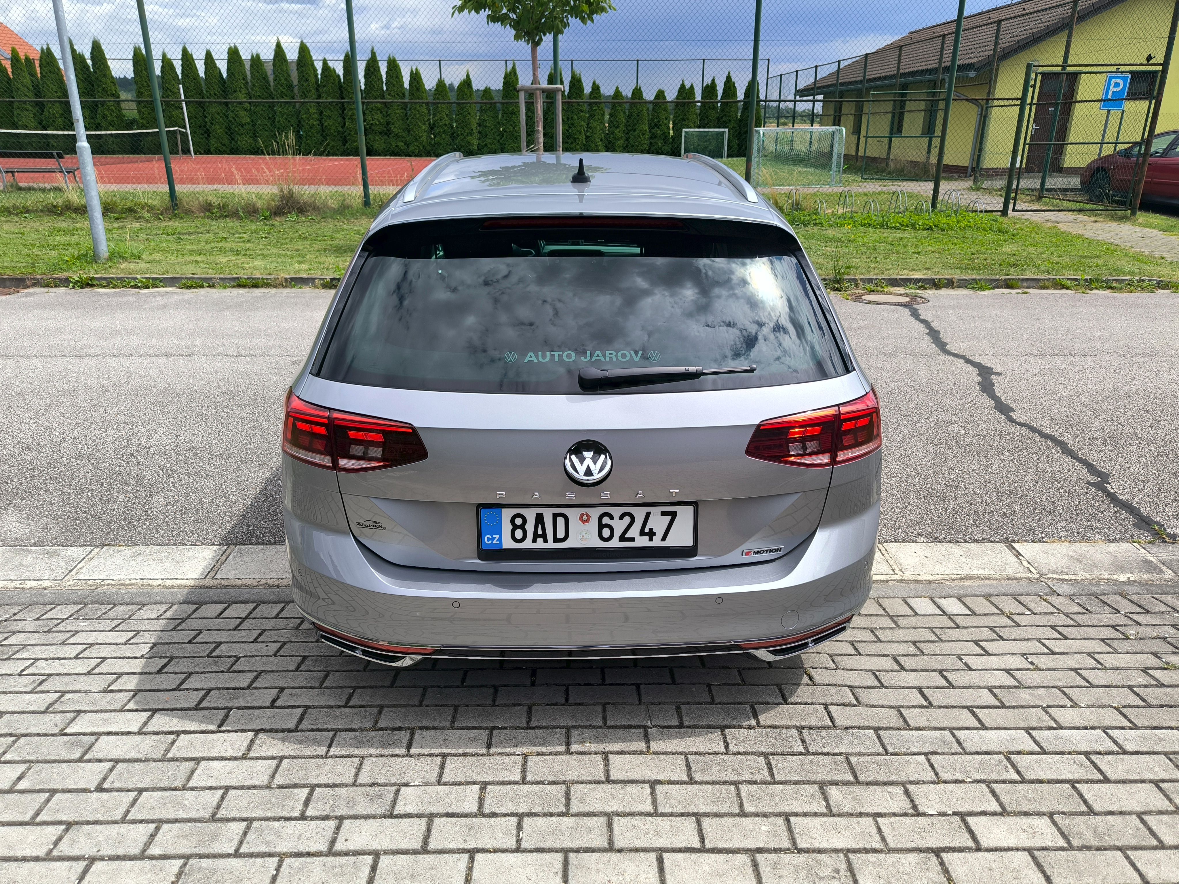 Volkswagen Passat, 2.0TDI 140kW 4MOTION R-line ČR - fotka 5