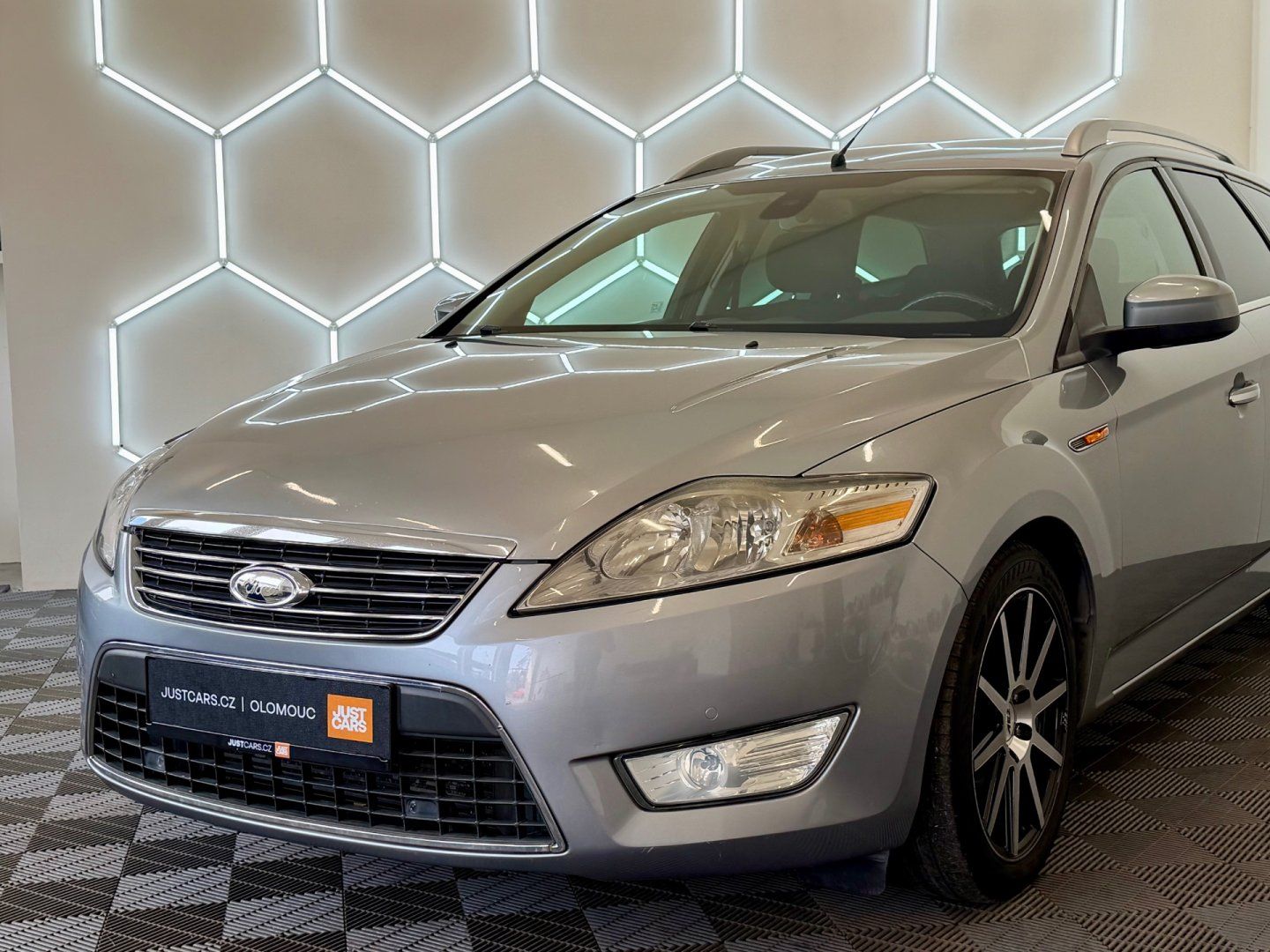 Ford Mondeo, 1.8TDCi, 92kW, AUT.KLIMA - fotka 4