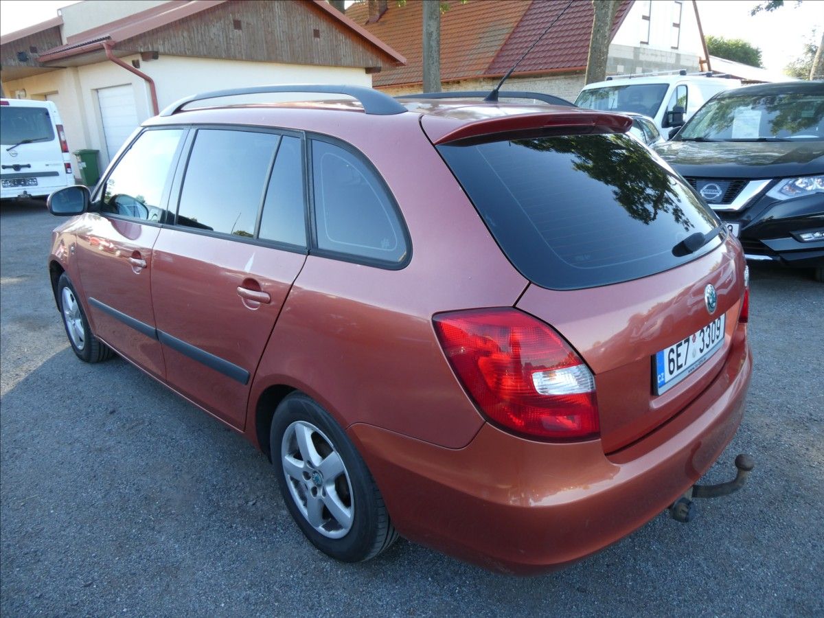 Škoda Fabia, 1,4 TDi 59kW klima, závěs - fotka 5