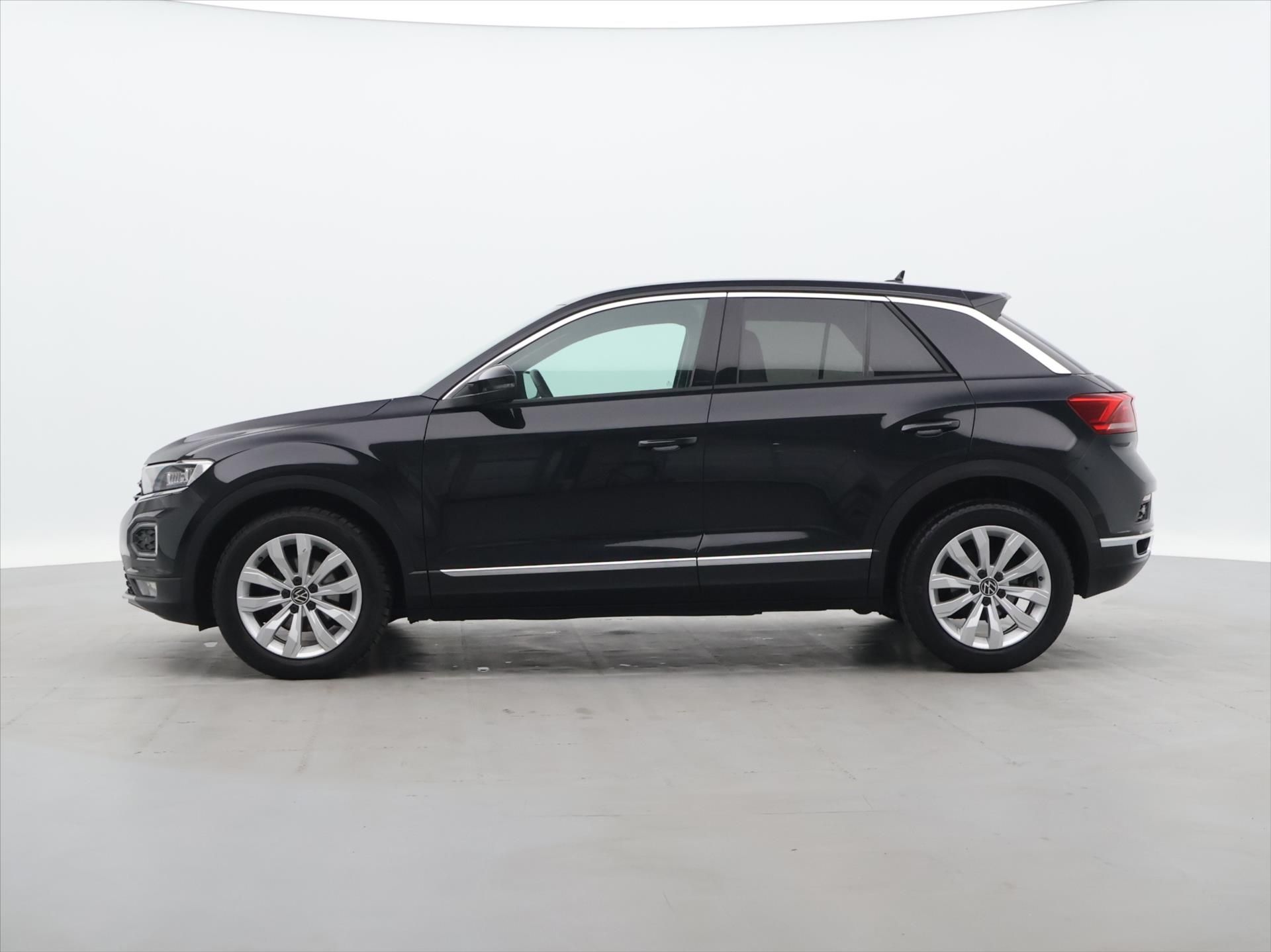 Volkswagen T-Roc, 1,5 TSI 110kW DSG Sport Virtua - fotka 4