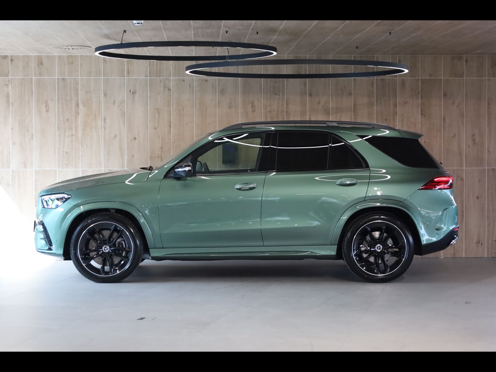Mercedes-Benz GLE, 450d 4MATIC, AMG Premium,Tažné - fotka 3