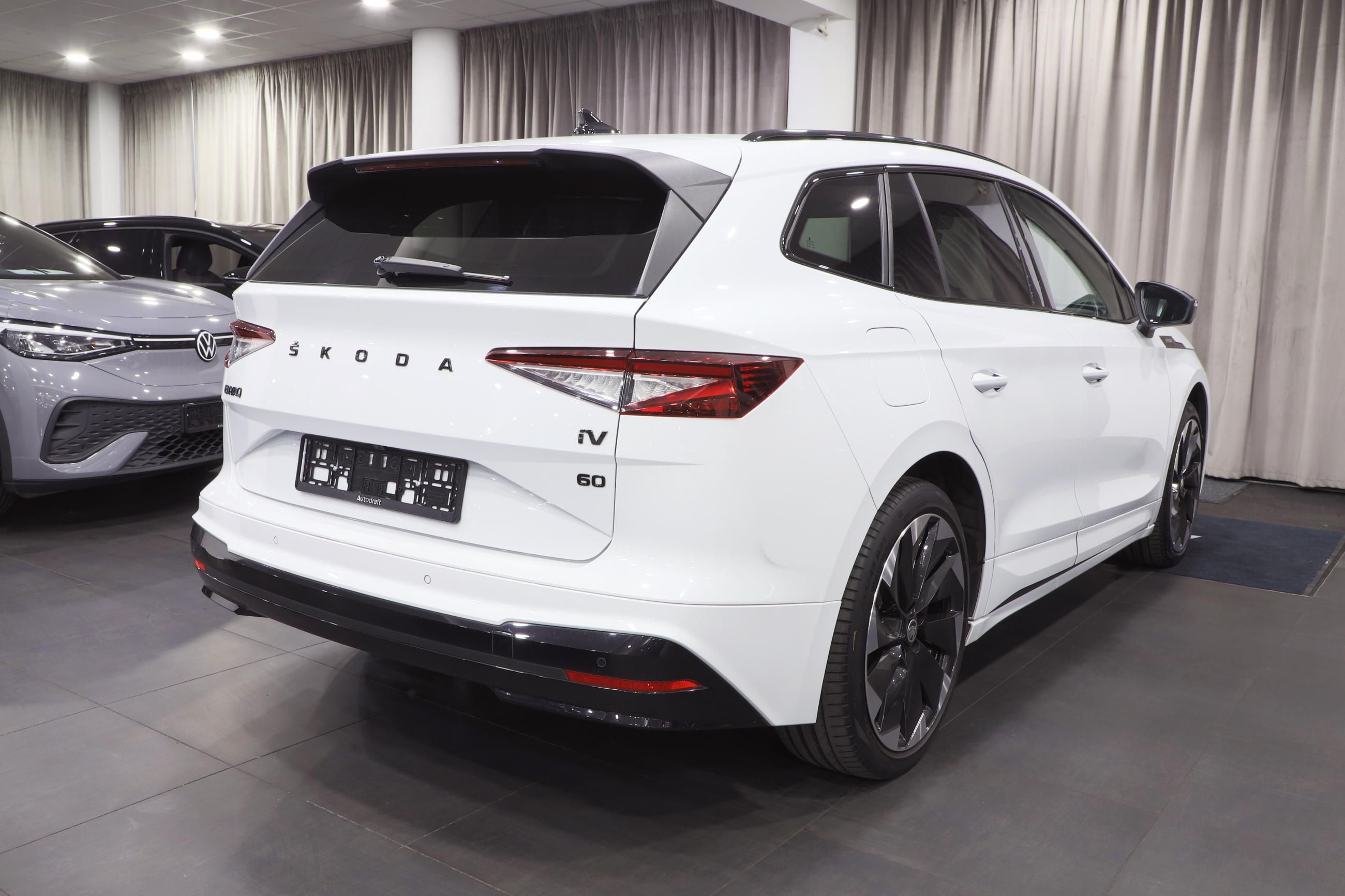 Škoda Enyaq iV, iV 60 Sportline 132kW Tepelko - fotka 4