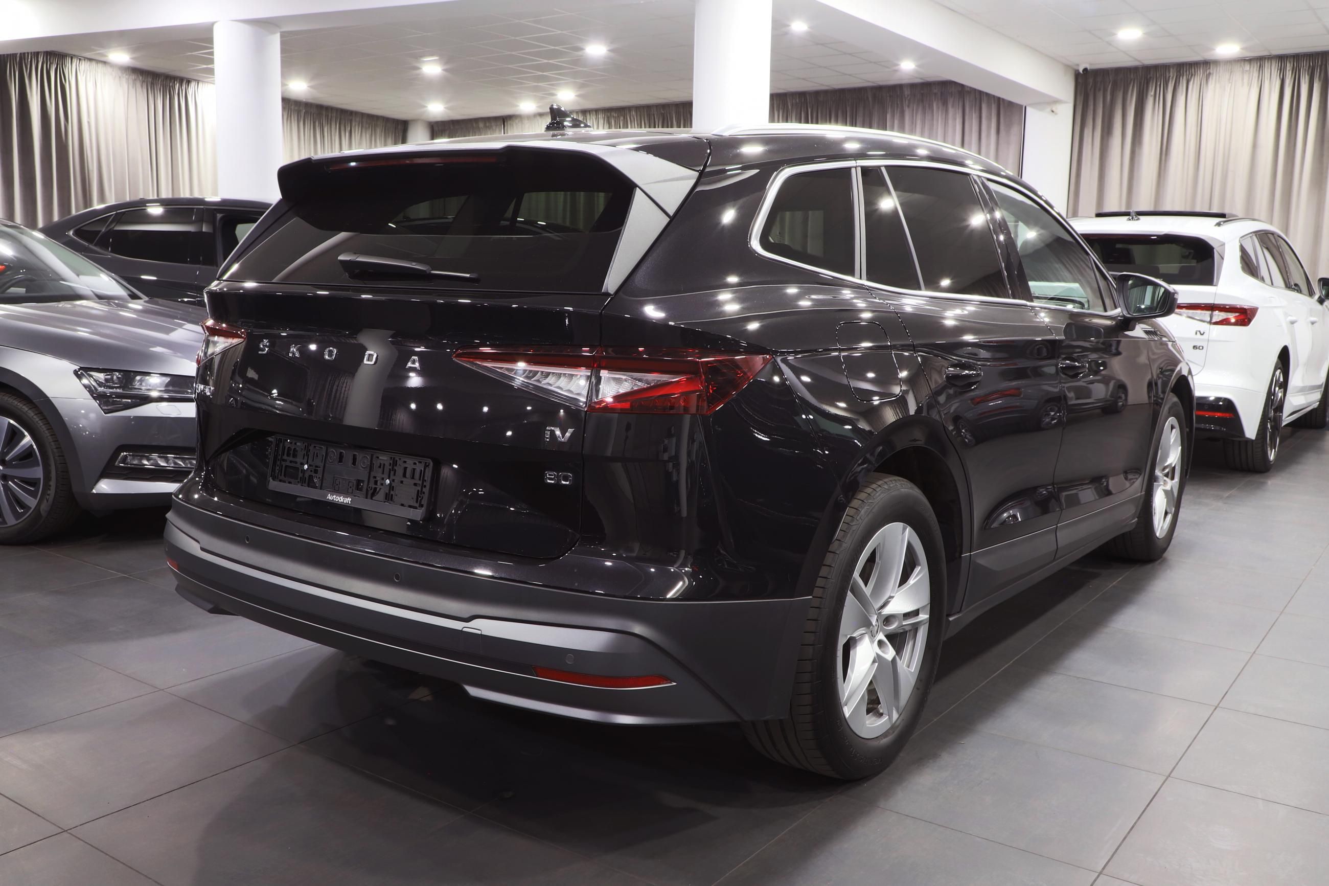 Škoda Enyaq iV, iV 80 150kW / ALU 19'' - fotka 4