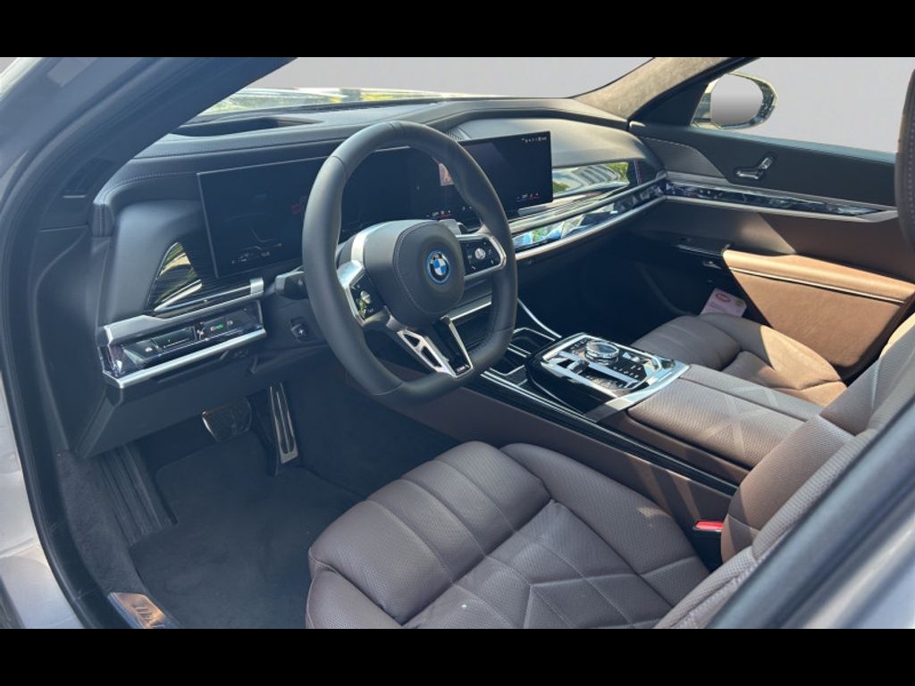 BMW, 750e xDrive | Executive Lounge - fotka 4