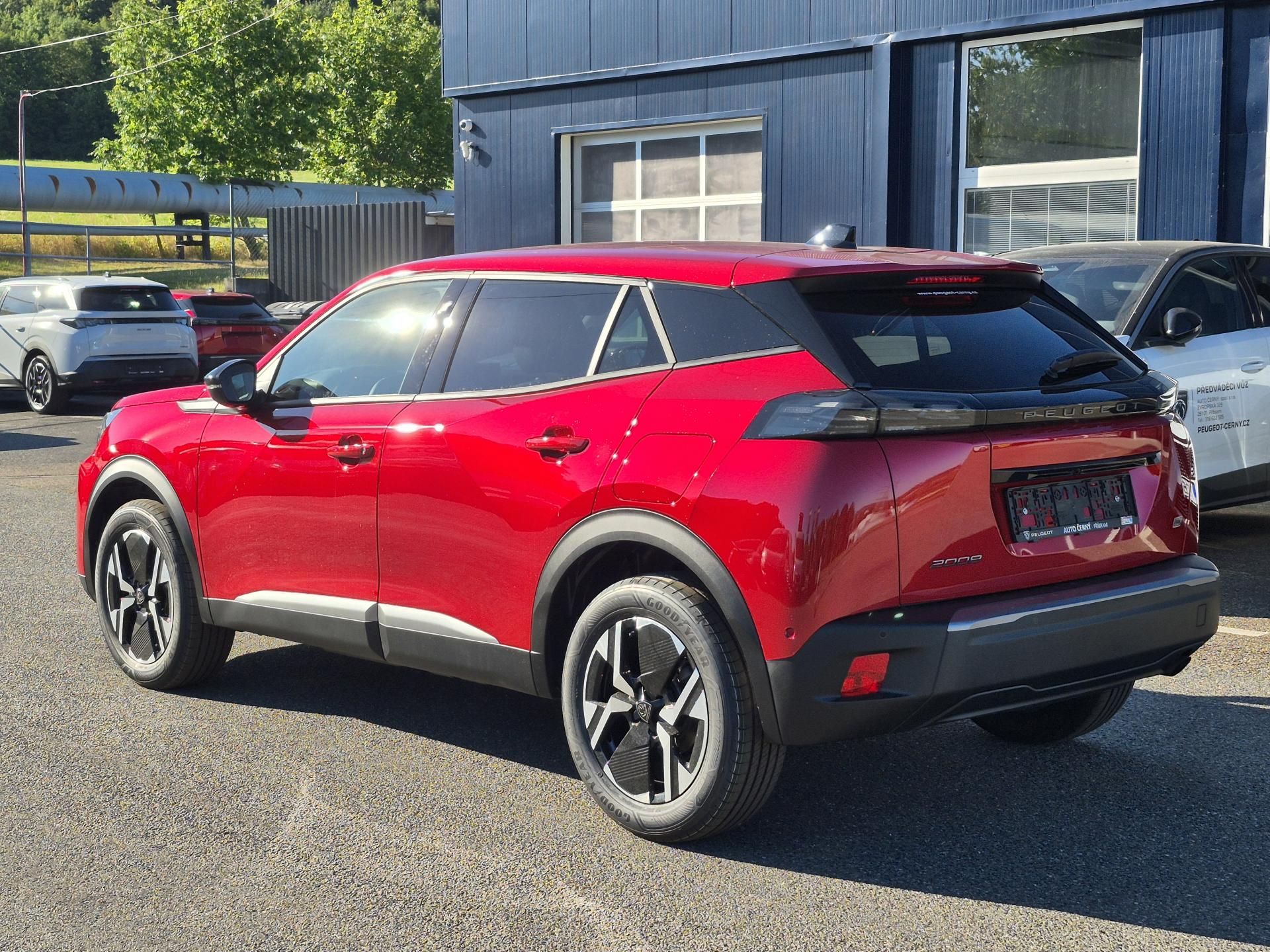Peugeot 2008, ALLURE Turbo 100 MAN6 - fotka 4
