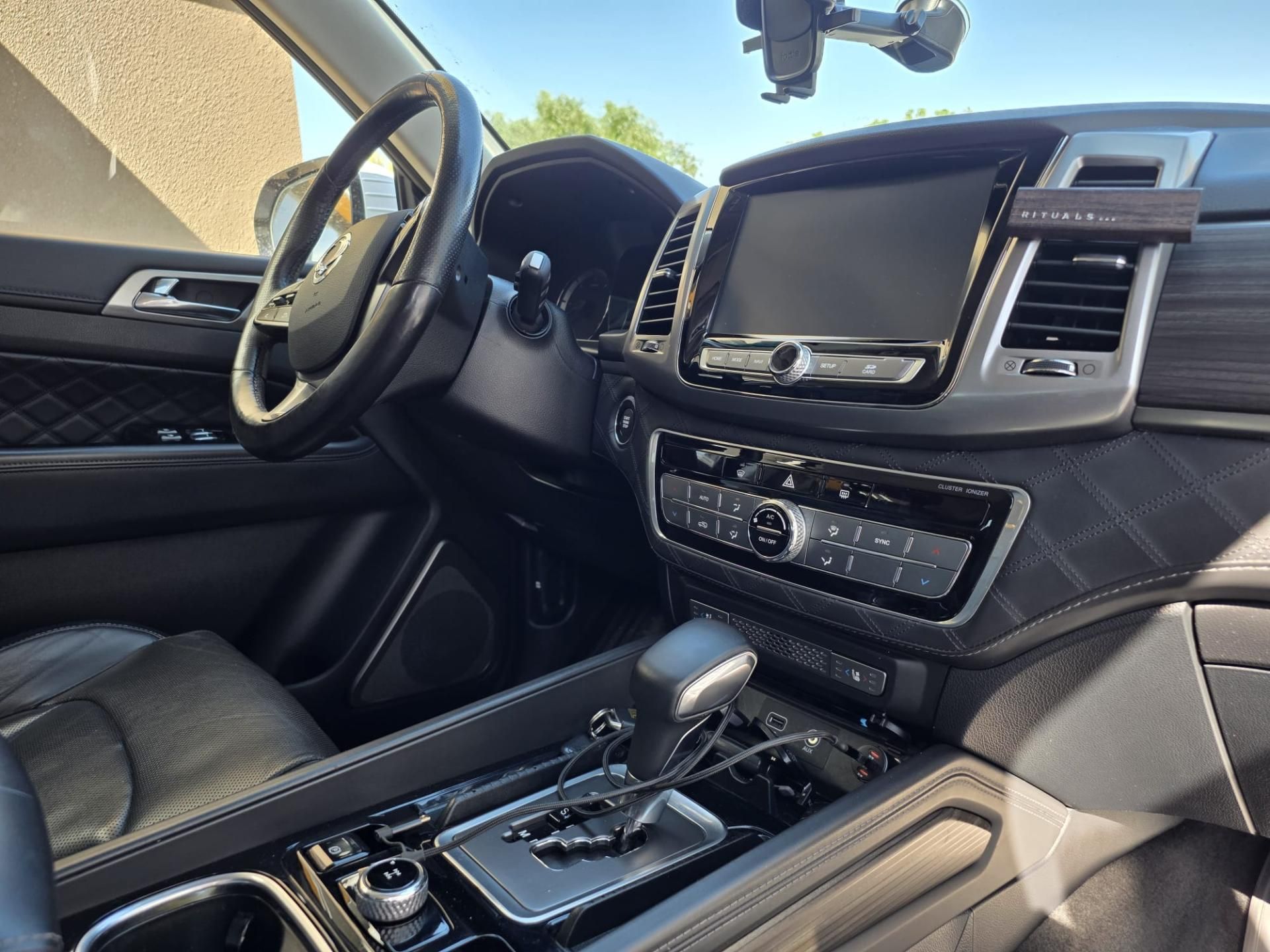 SsangYong Rexton, 2.2-4x4-TAŽNÉ 3t-AUTOMAT - fotka 4