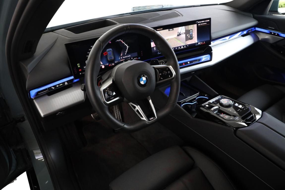 BMW Řada 5, 540d xDrive Touring - fotka 5