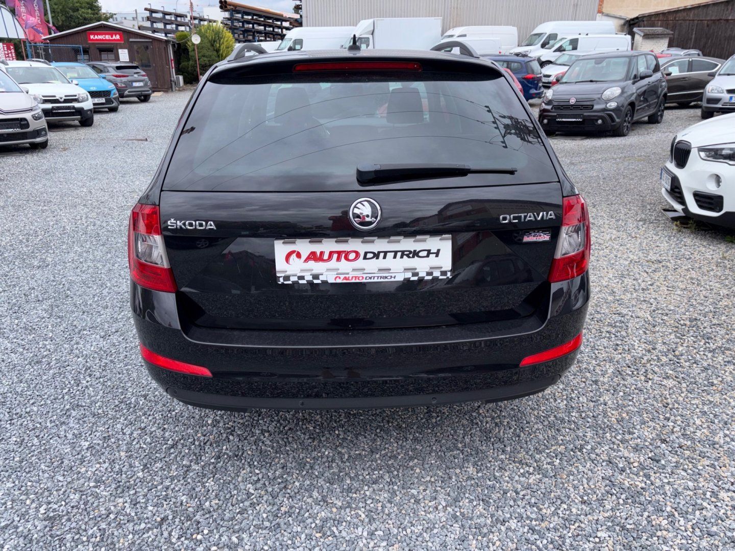 Škoda Octavia, 1.4 TSi EDITION - fotka 5