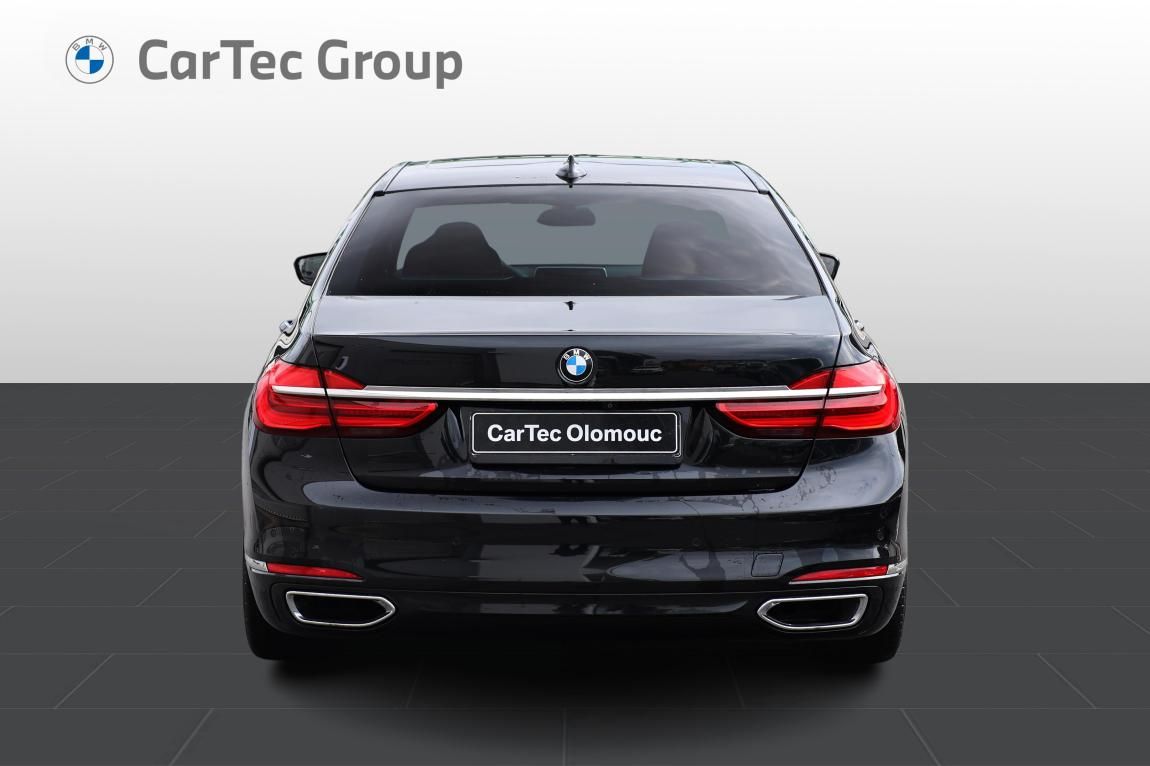 BMW Řada 7, 750Li xDrive - fotka 4