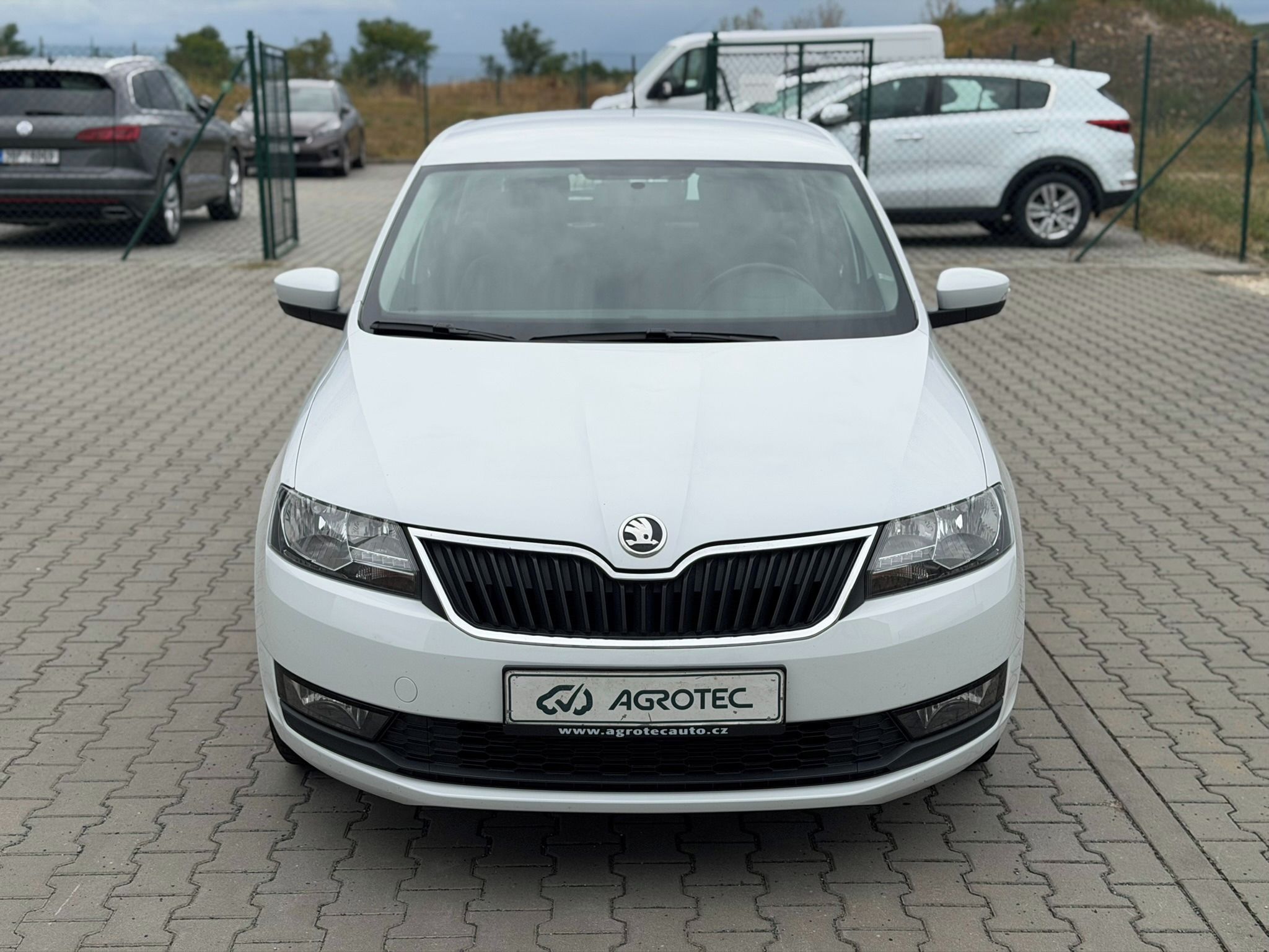 Škoda Rapid, 1.0 TSI 70 kW Ambition SB - fotka 2